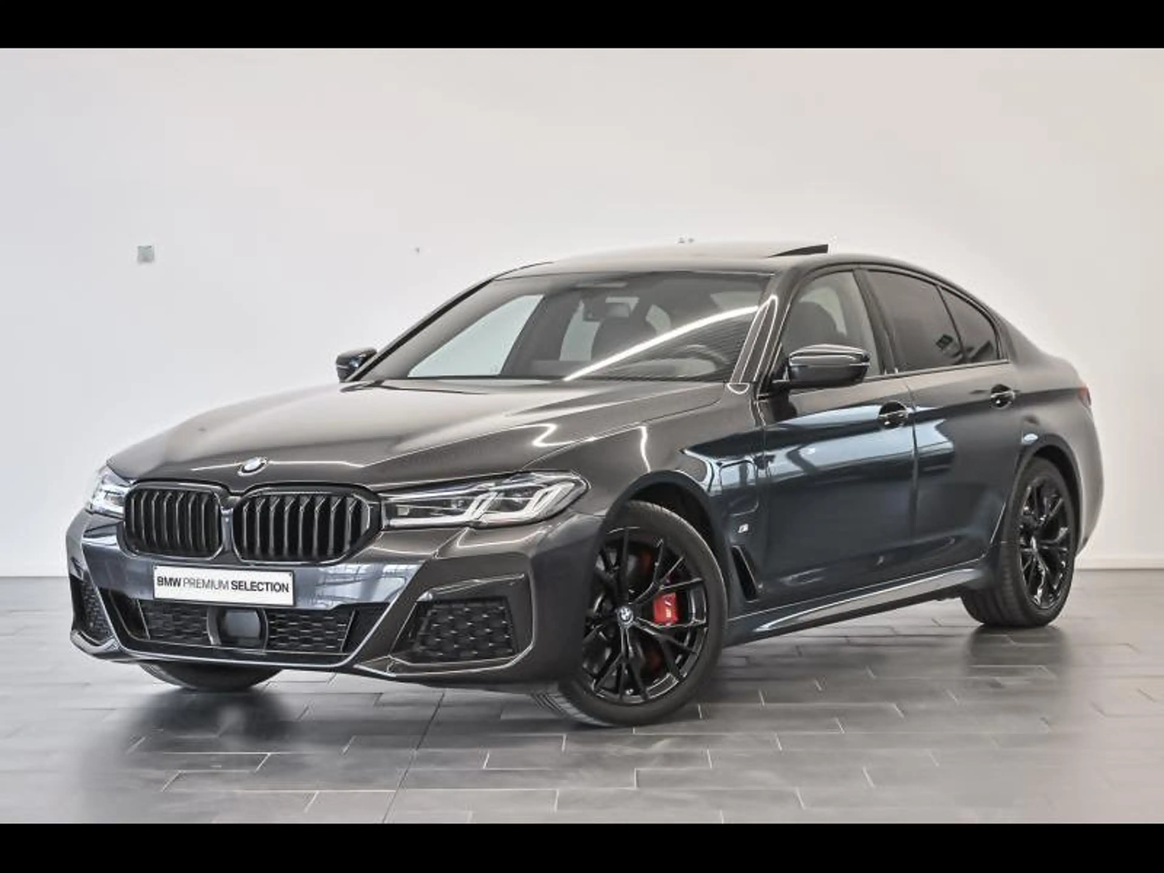 BMW 545 e xDrive Berline/M-Sport/Laser/HUD/360/Pano