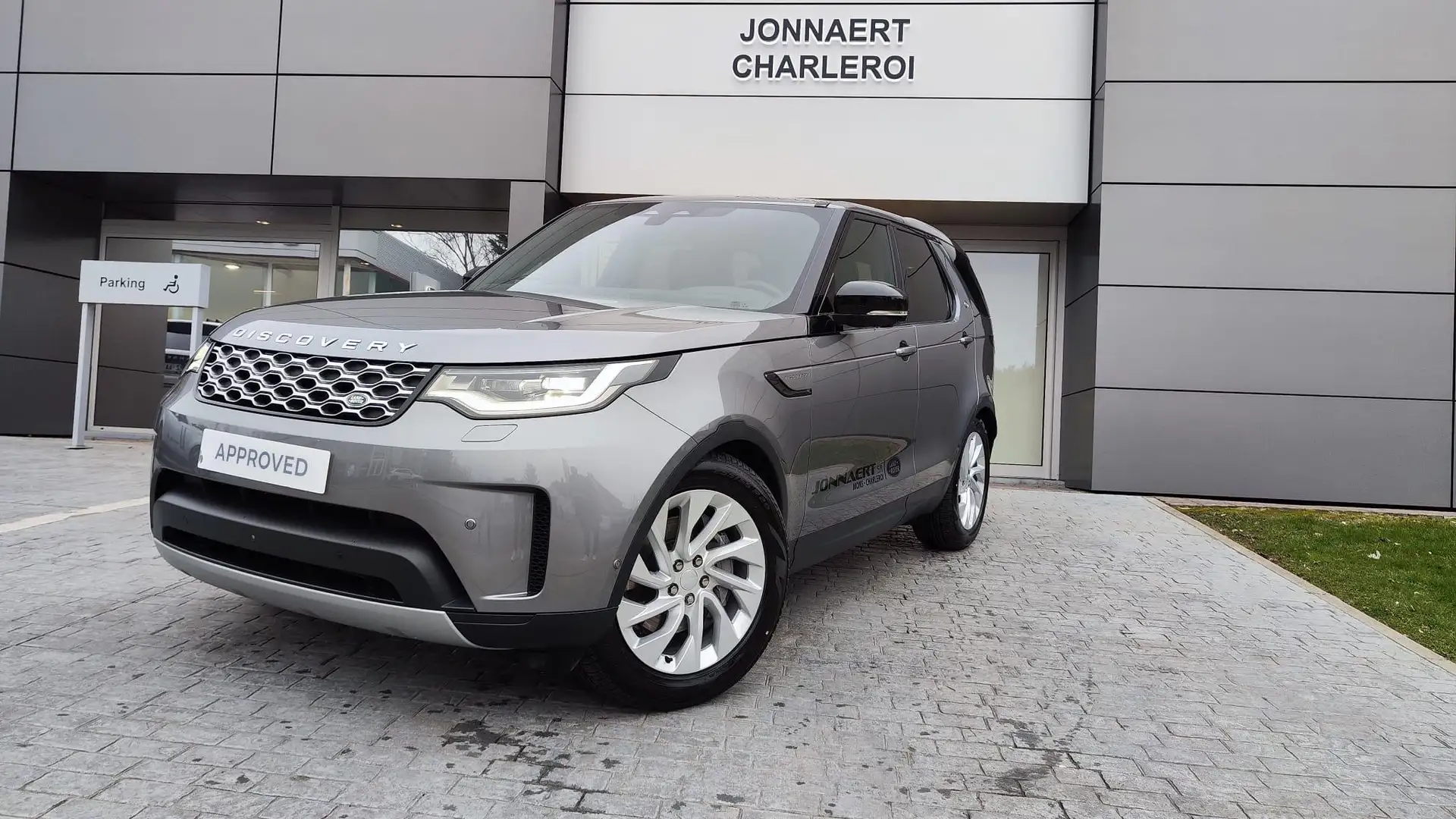 Land Rover Discovery 7 Seats Grijs - 1