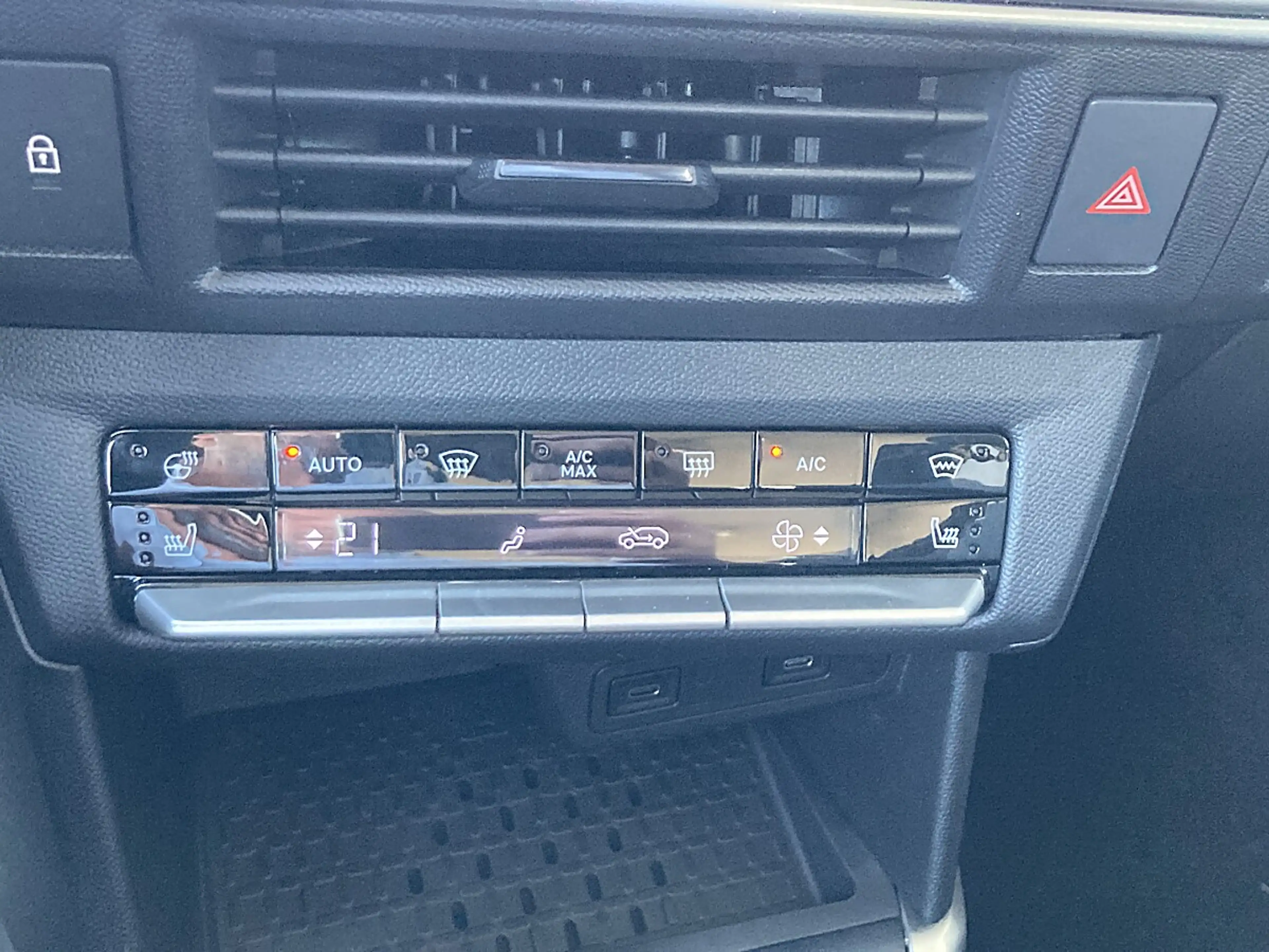 Opel Frontera 1.2 Mild-Hybrid Edition — photo 10