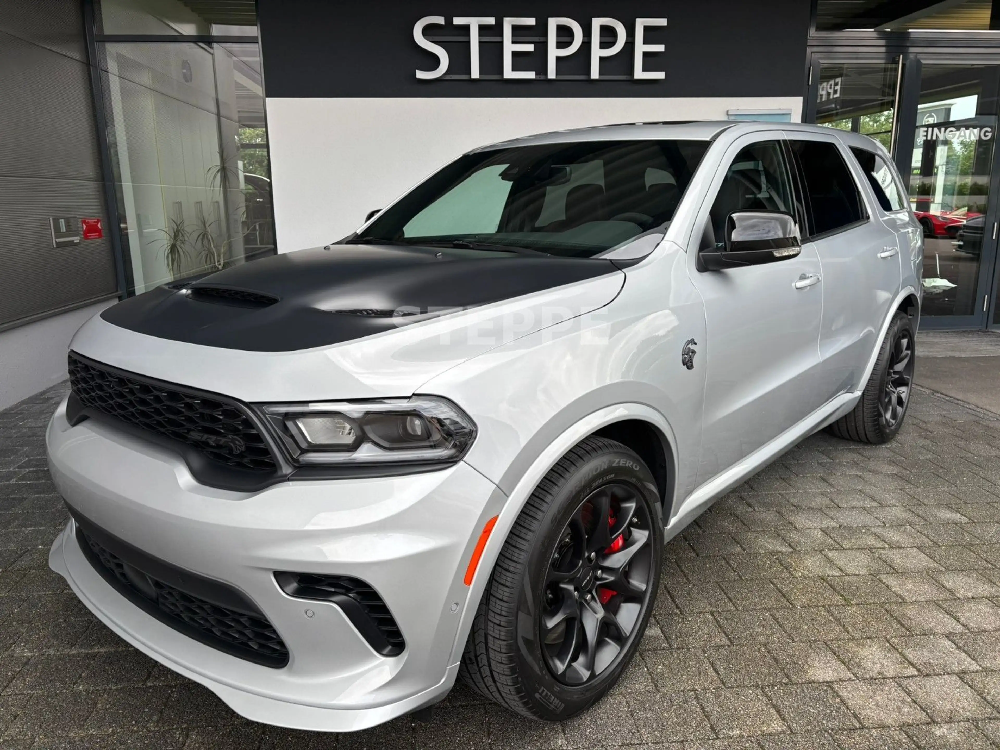 Dodge Durango SRT Hellcat 6,2 V8 Silver Bullet