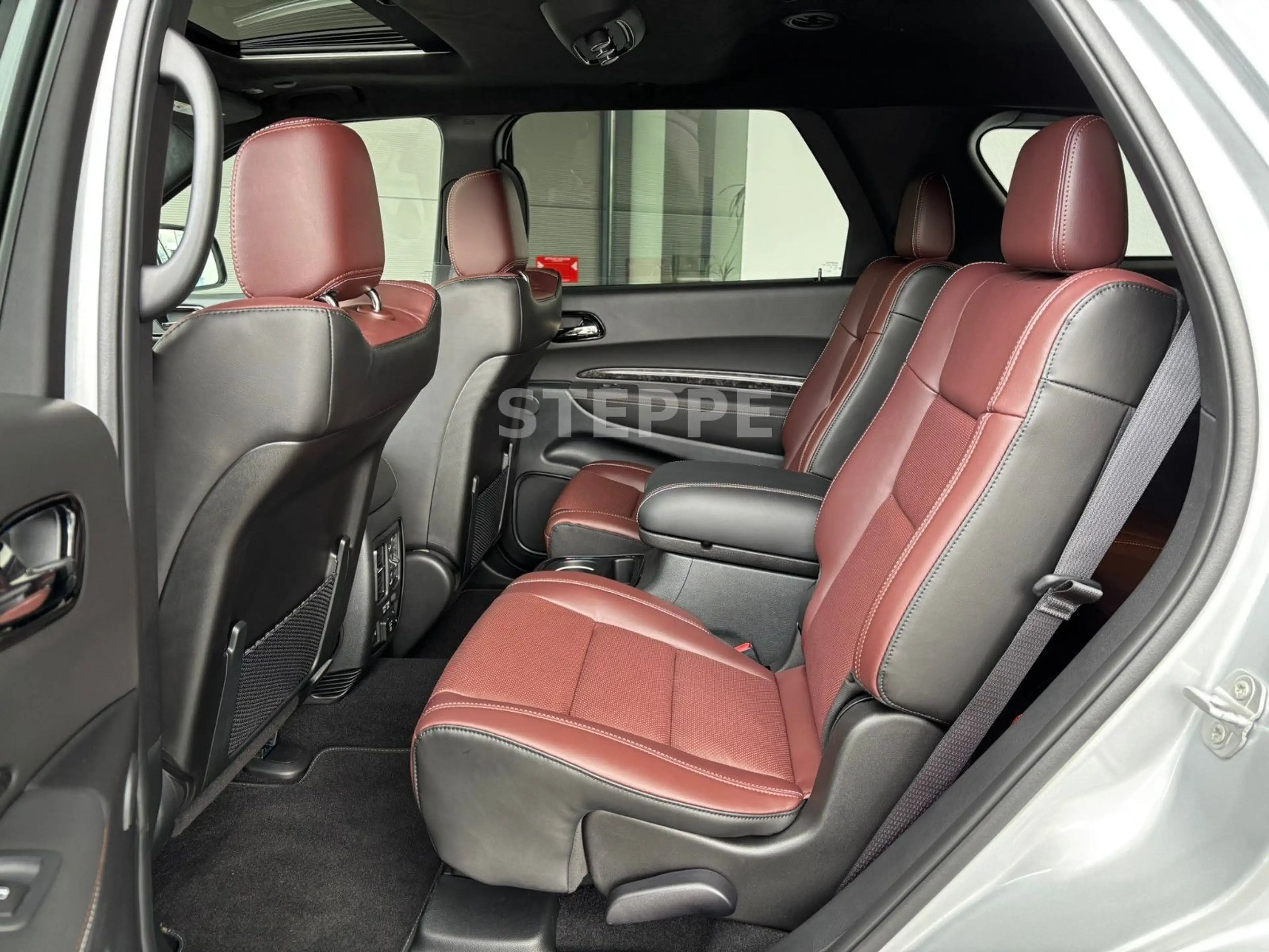 Dodge Durango SRT Hellcat 6,2 V8 Silver Bullet — photo 8