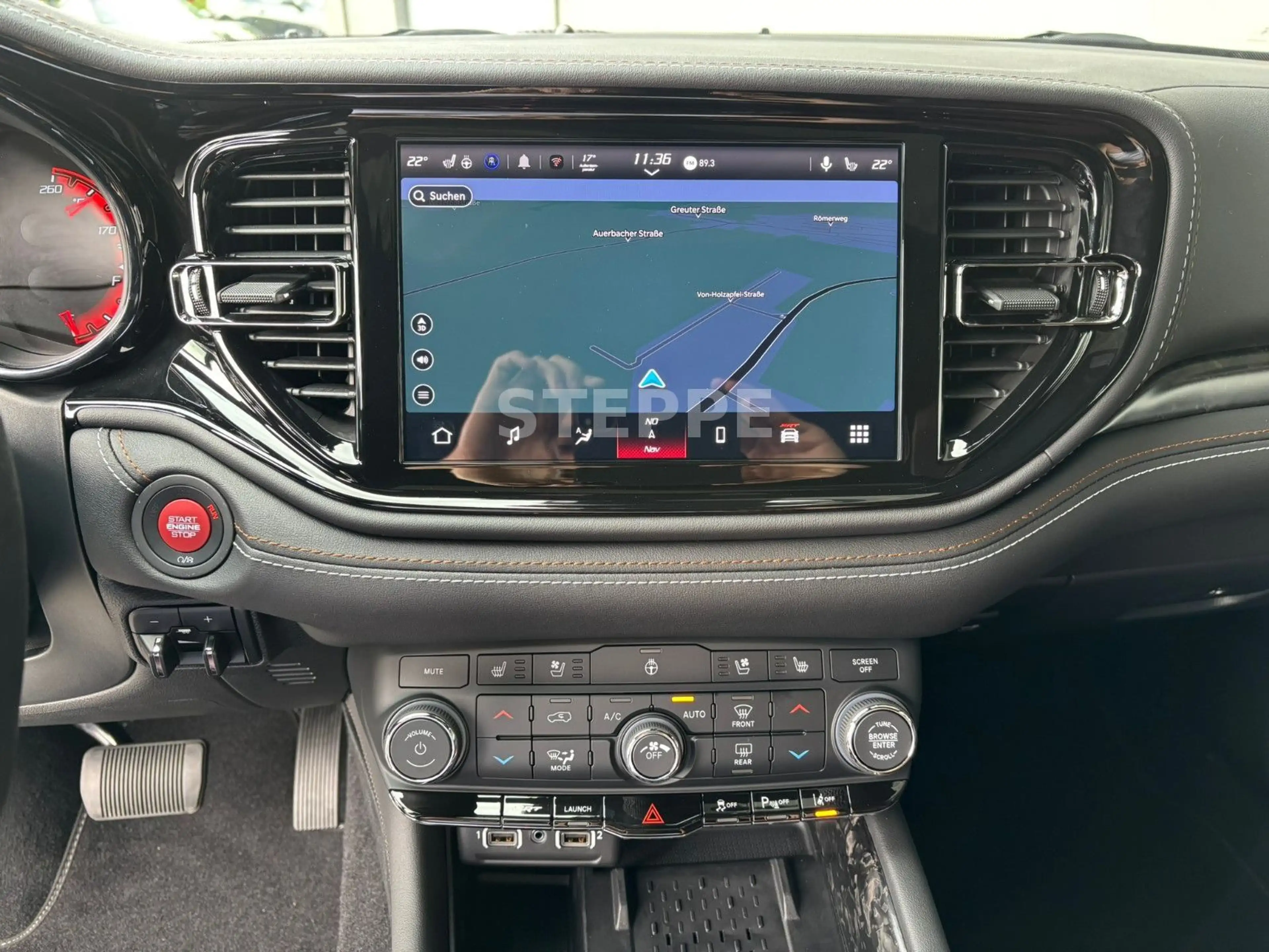 Dodge Durango SRT Hellcat 6,2 V8 Silver Bullet — photo 15