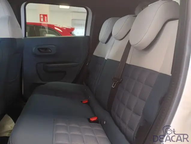 Fiat Grande Panda view 11