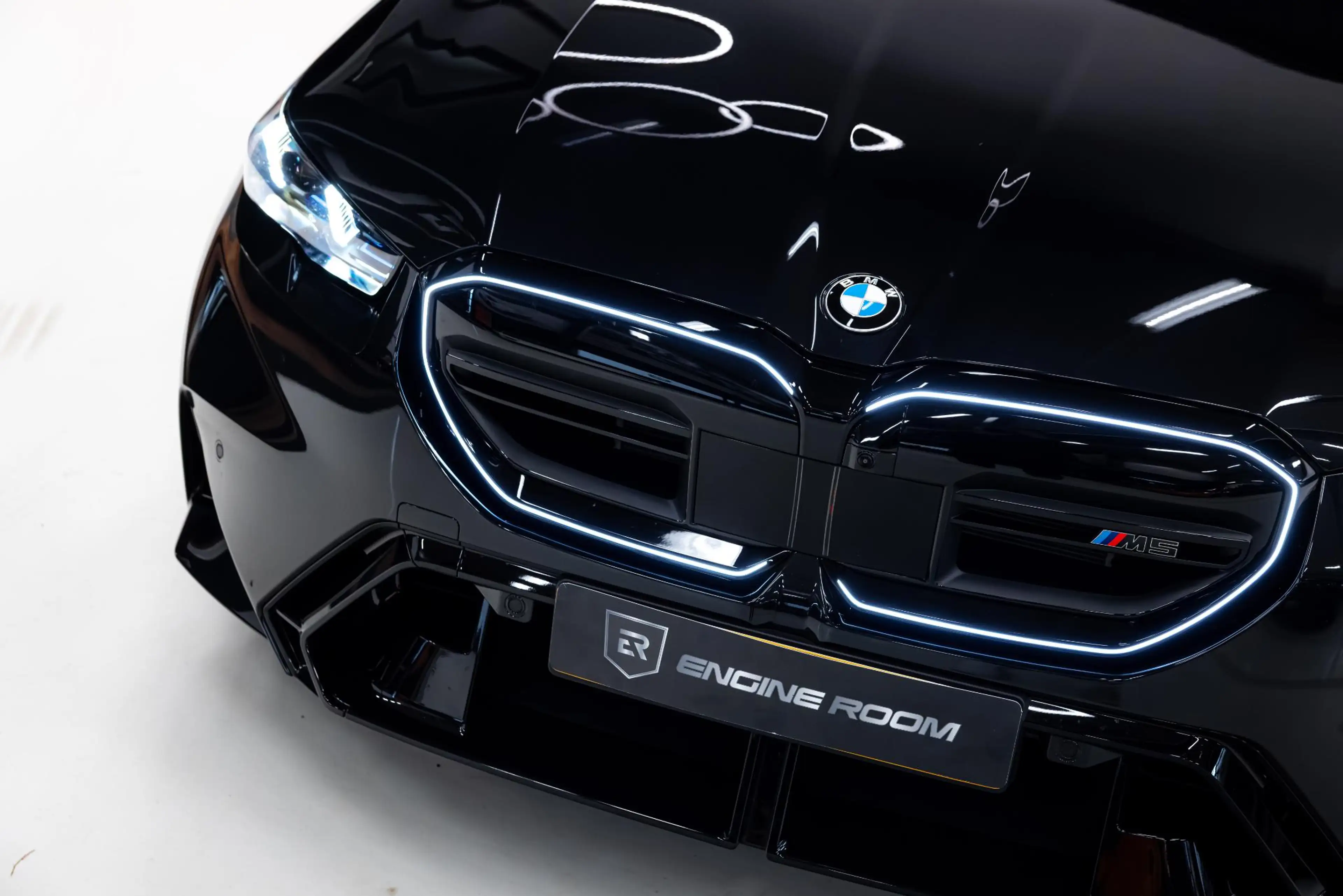 BMW M5 5-serie Touring — photo 14
