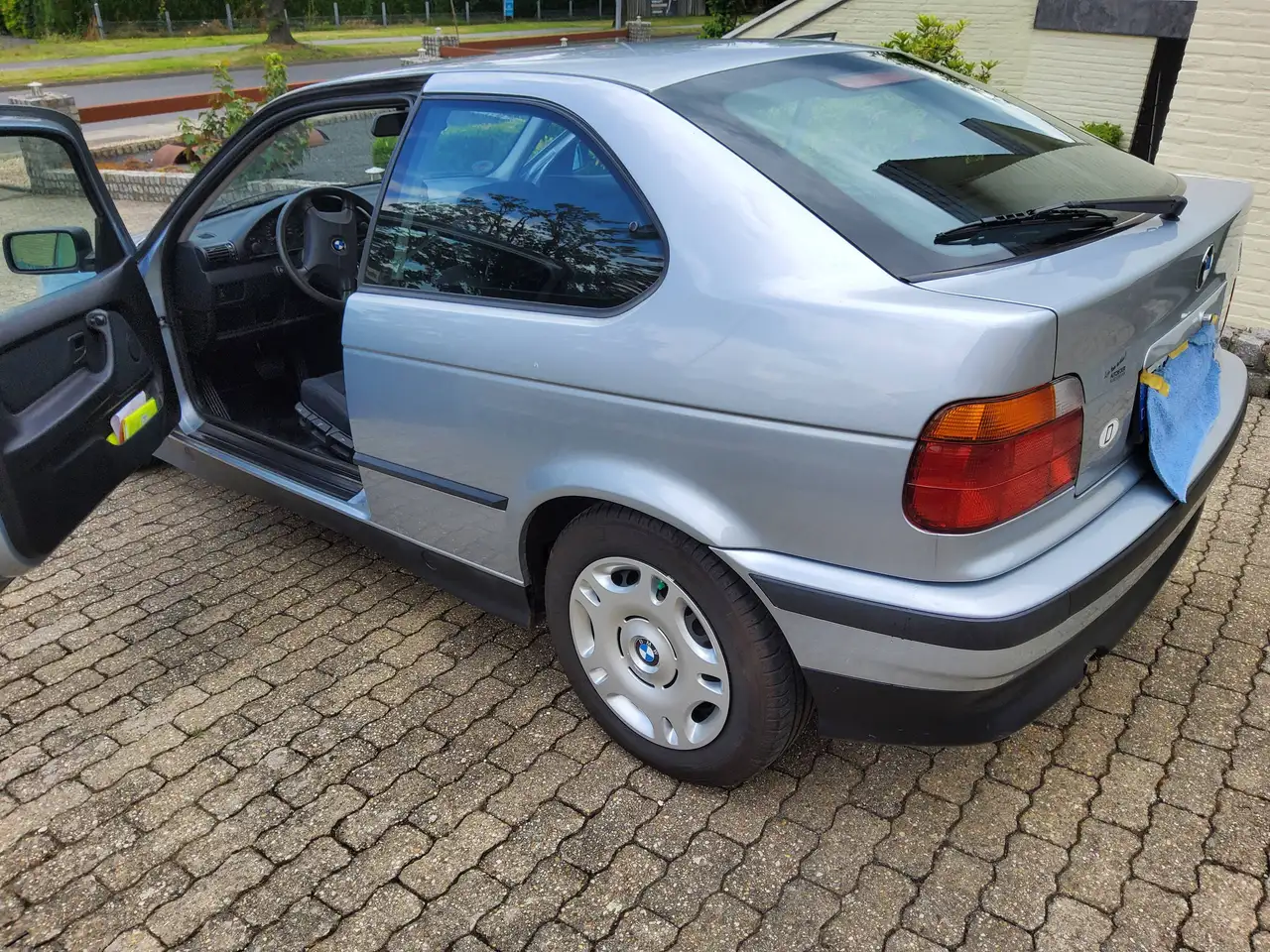 BMW 316I Comfort Edition, foto 1
