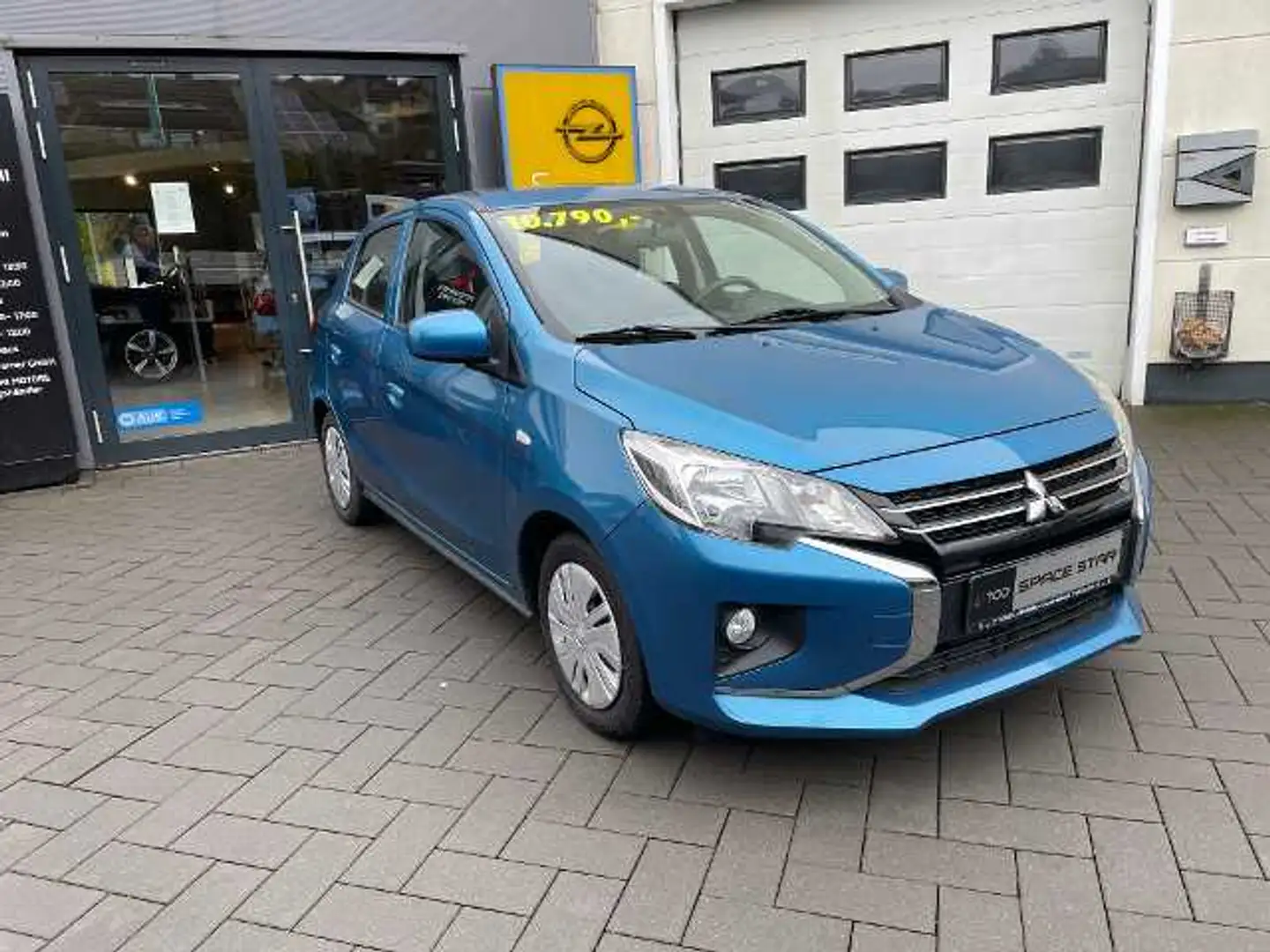 Mitsubishi Space Star Intro Edition 1.0 MIVEC 5-Gang Blau - 2