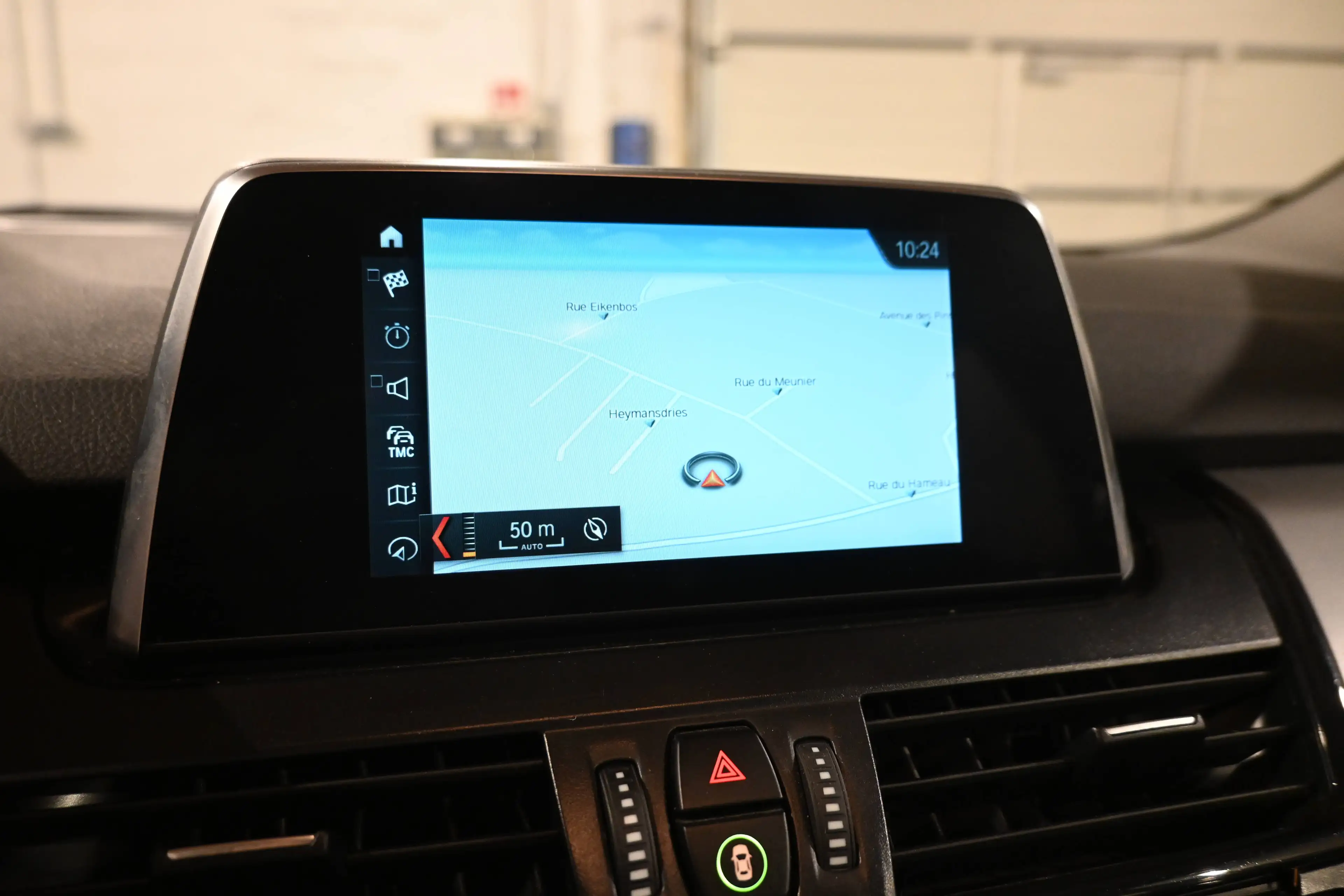 BMW 216 216i ACTIVE TOURER FACELIFT PACK SPORT  / EURO 6d / GPS NAVIGATION / BLUETOOTH / PDC / COFFRE ELECTRIQUE !! — photo 15