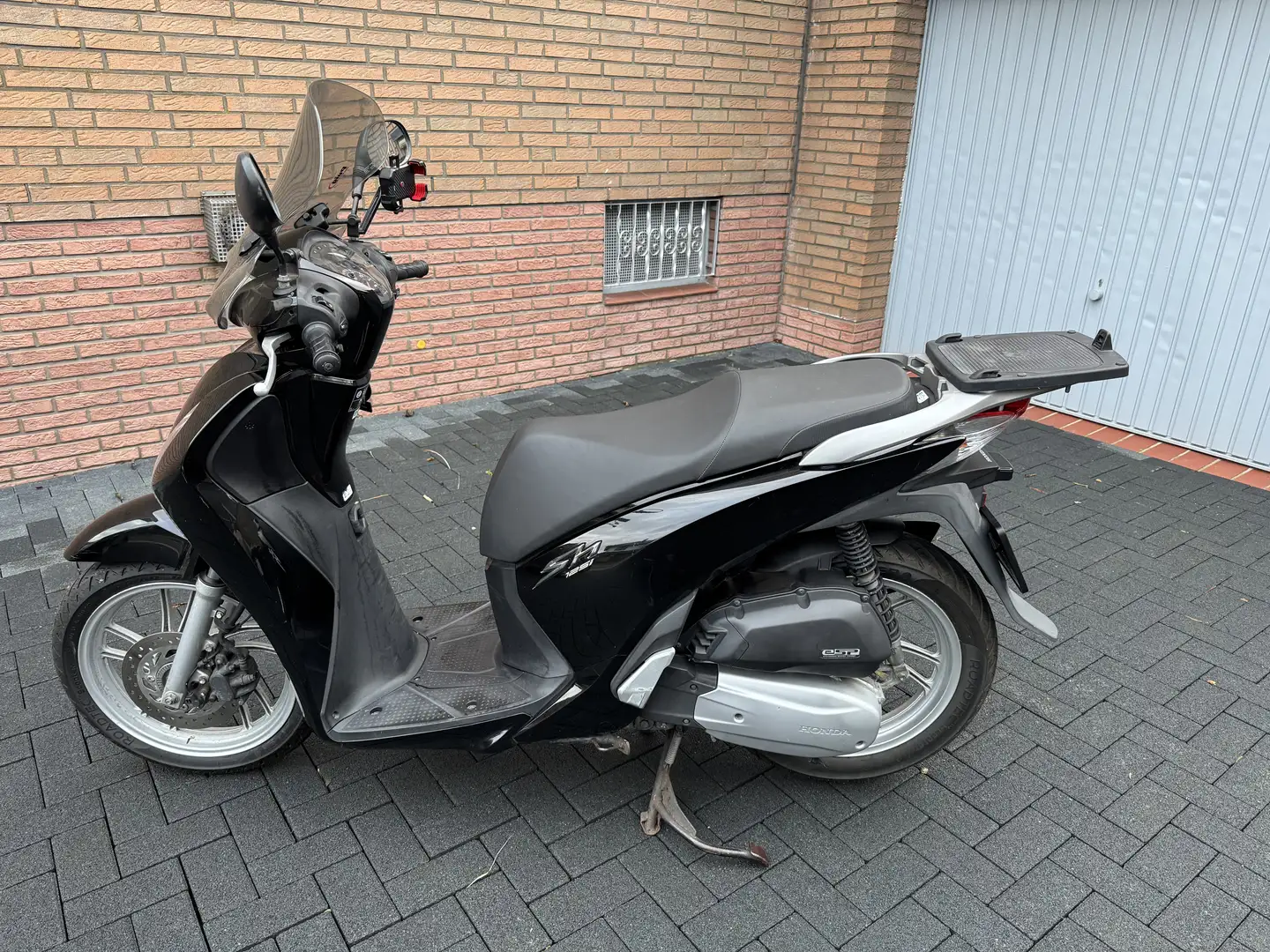 Honda SH 125i Schwarz - 2