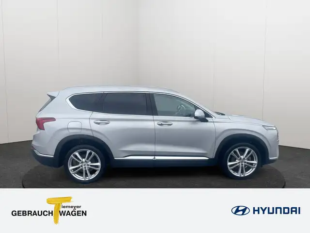 Hyundai Santa Fe view 4