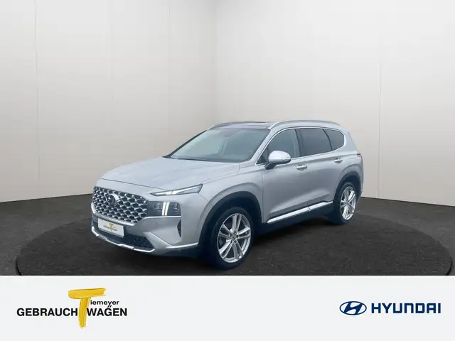 Hyundai Santa Fe main image