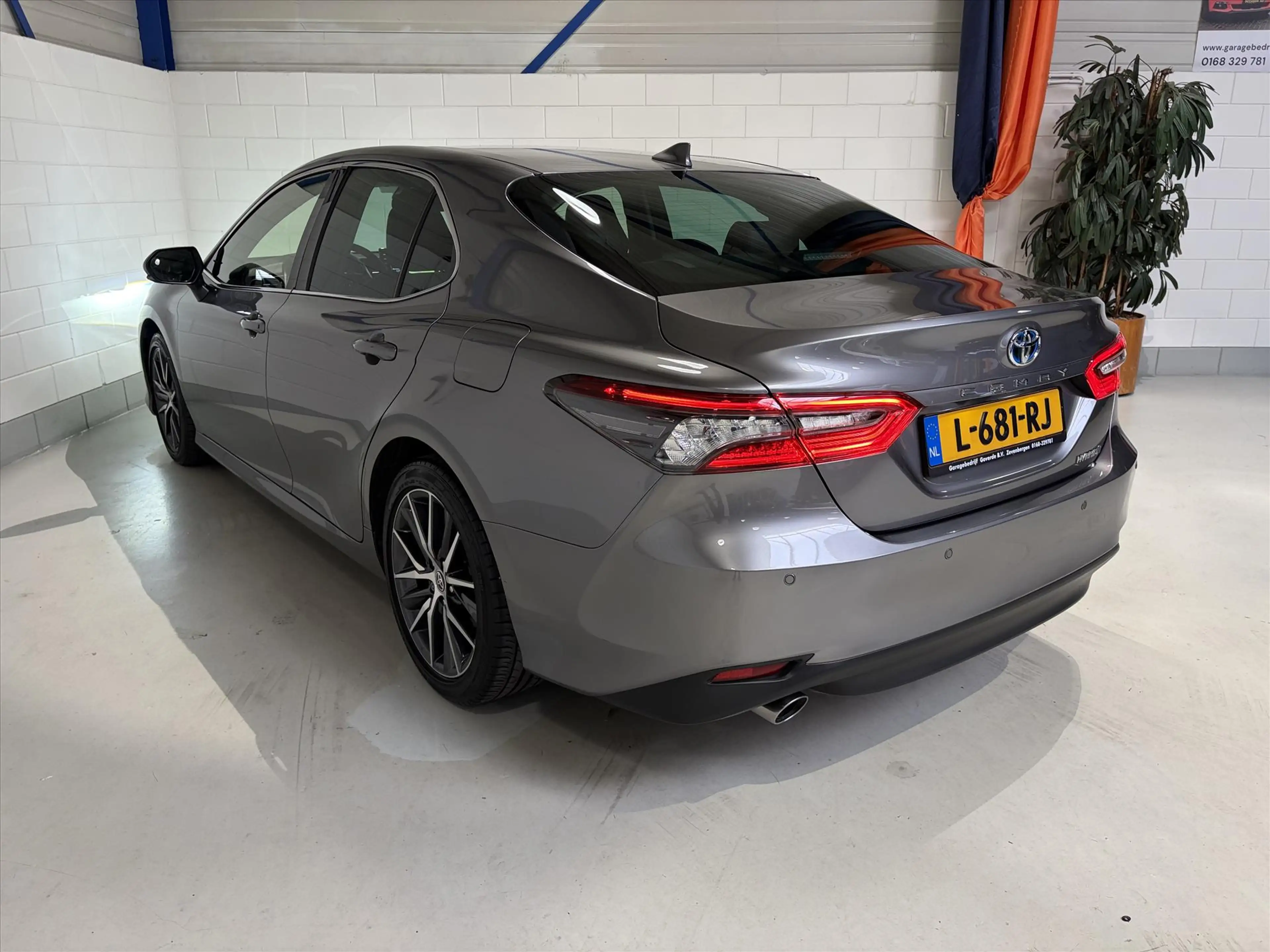 Toyota Camry 2.5 Hybrid 218pk Aut Premium ACC, Head-up, Memory — photo 8