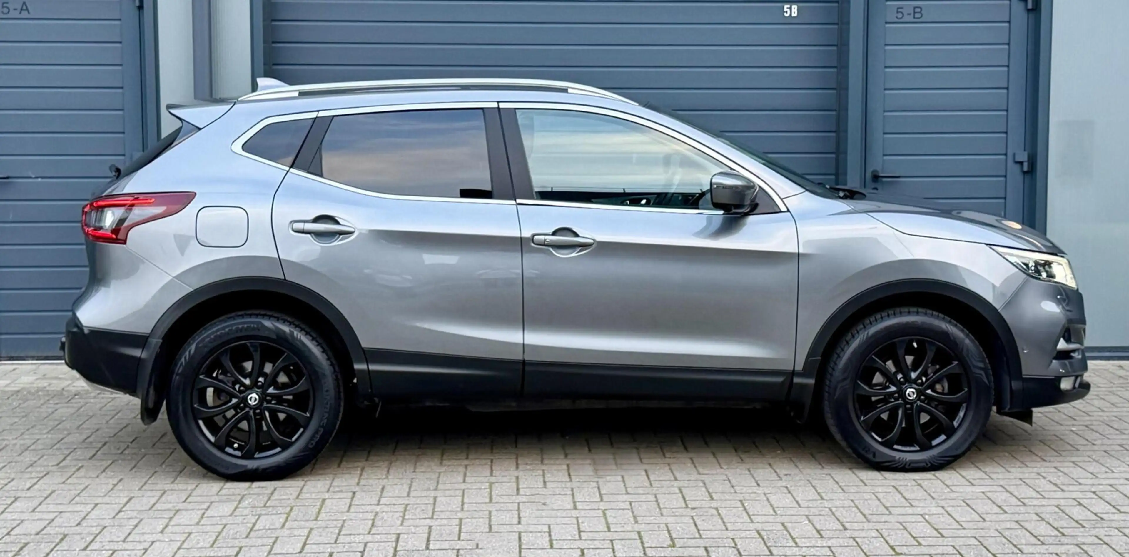 Nissan Qashqai 1.3 DIG-T 159pk Business Edition | Automaat | Trek — photo 11