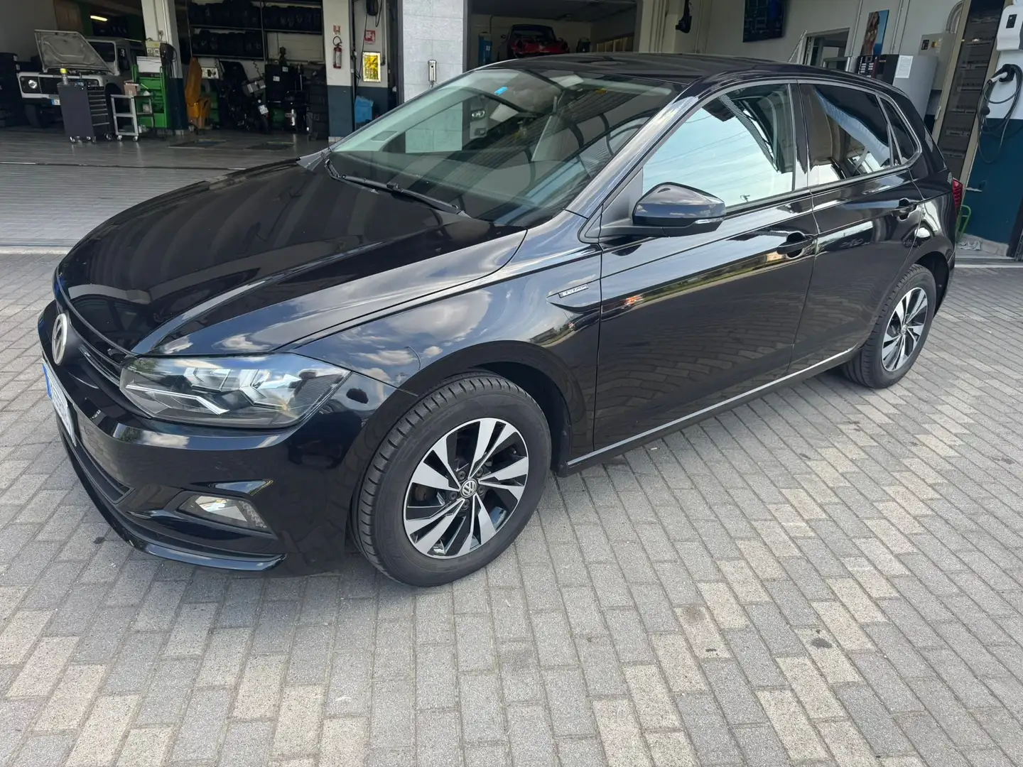 Volkswagen Polo Polo VI 2017 5p 1.0 mpi black edition 75cv Nero - 1