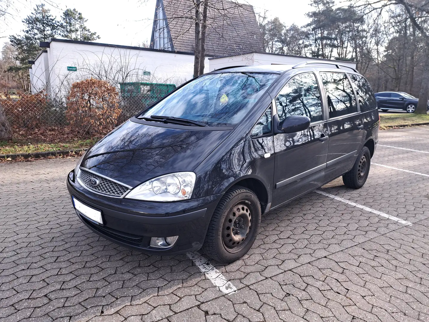 Ford Galaxy 2,3 Ltr. Benzin- 7 Sitze - AHK - TÜV 03/25 Fekete - 1