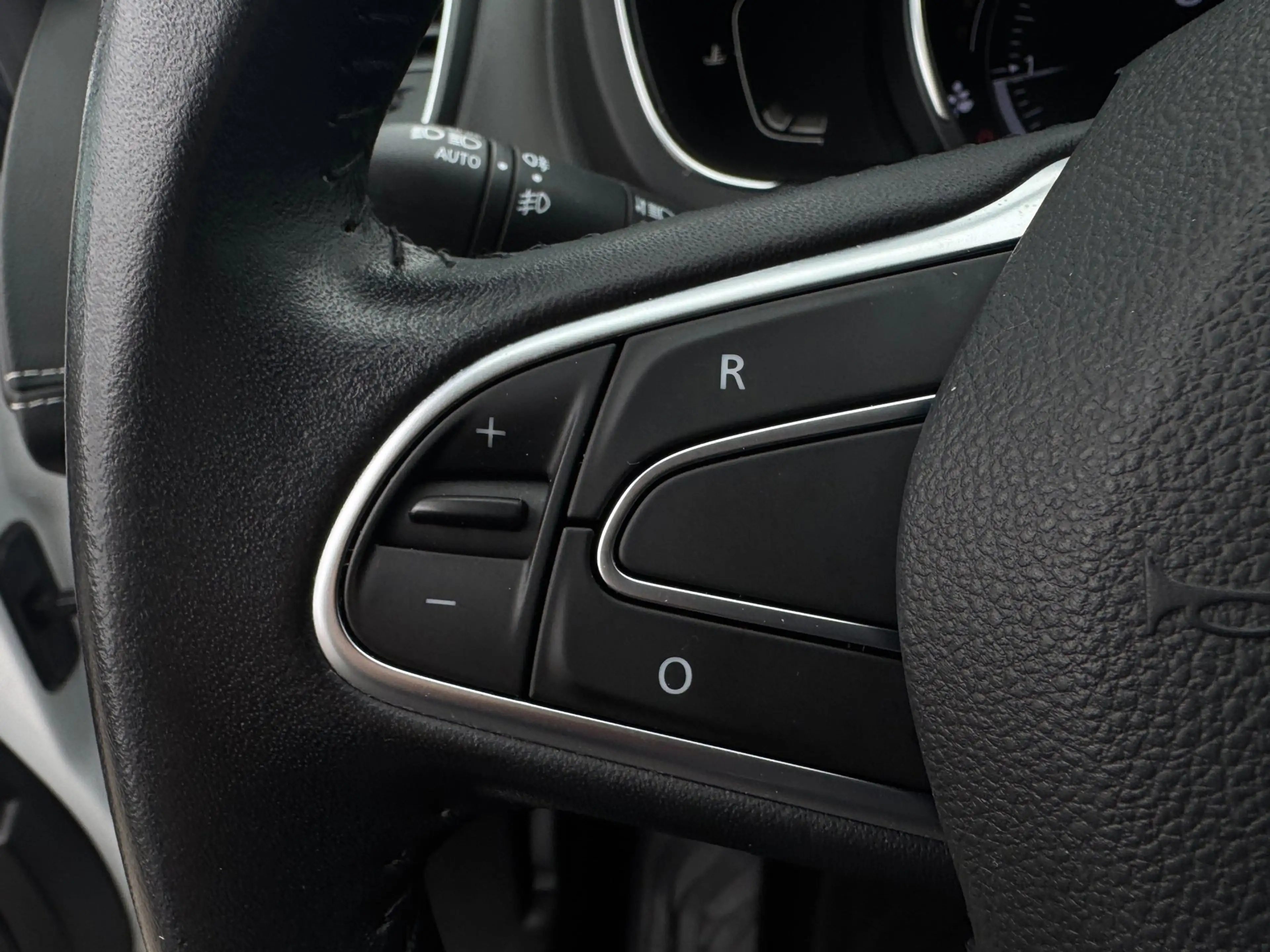 Renault Scenic 1.3 TCe Bose Trekhaak / Navigatie / 20 Inch LMV / — photo 15