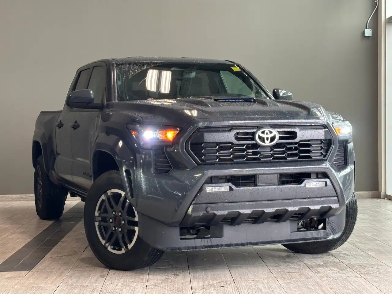 Toyota Tacoma снимка Toyota Tacoma