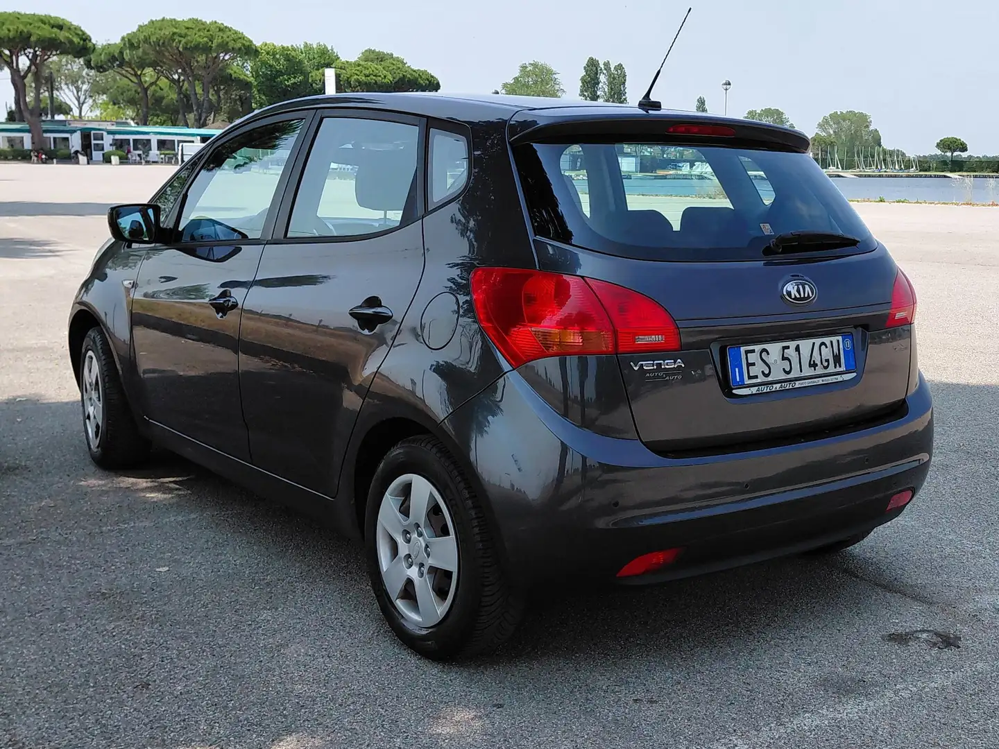 Kia Venga Venga 1.4 Easy eco-dynamics Gpl Grigio - 2