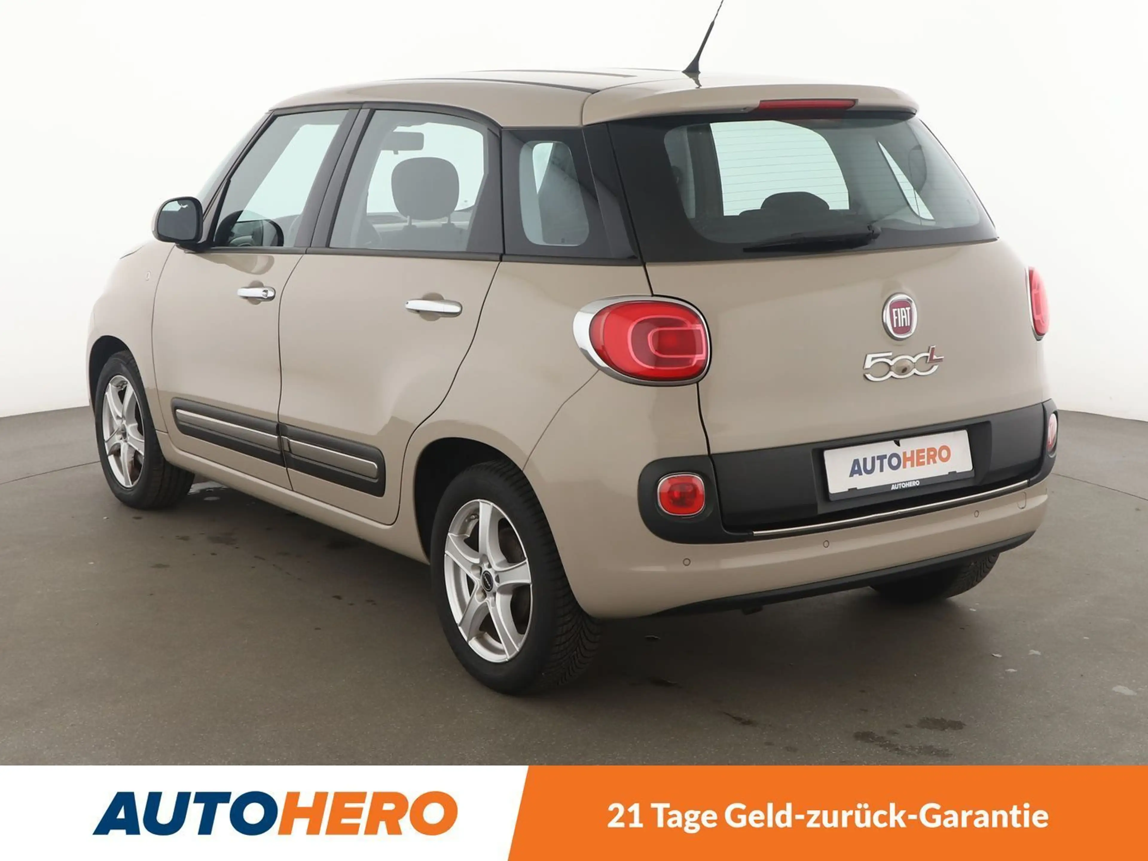Fiat 500L 1.3 M-Jet Pop Star Aut*TEMPO*CAM*PDC*KLIMA* — photo 4