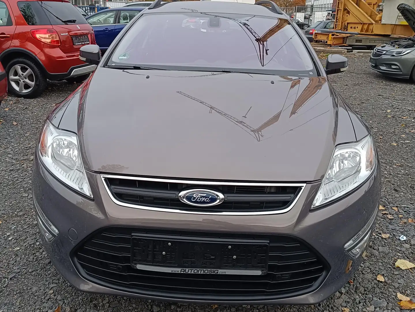 Ford Mondeo Mondeo Turnier 1.6 EcoBoost Start-Stopp Titanium Beige - 2