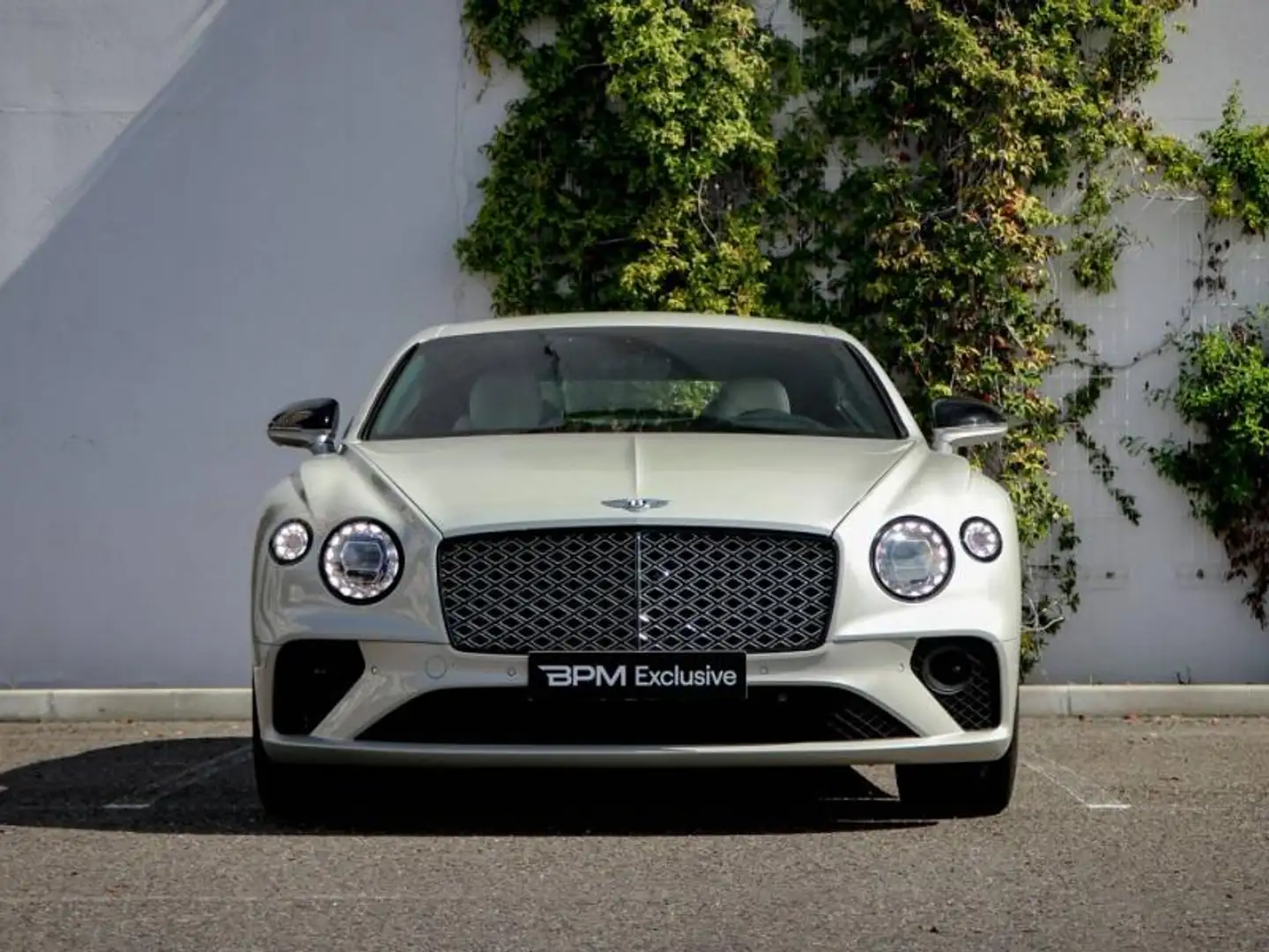 Bentley Continental GT Mulliner V8 4.0 550ch Weiß - 2