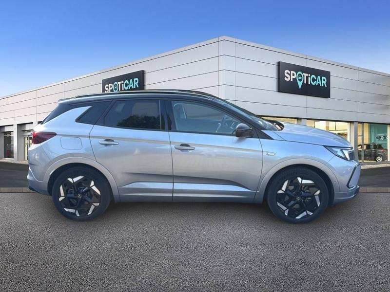 Opel Grandland X GSe Plug-in Hybrid 4 Navi Kamera Sitzheizung — photo 4
