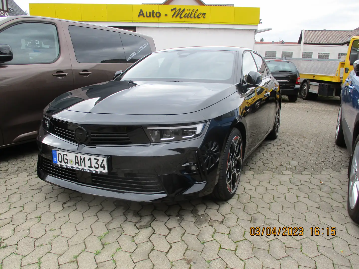 Opel Astra 1.2 Turbo GS Line Schwarz - 2