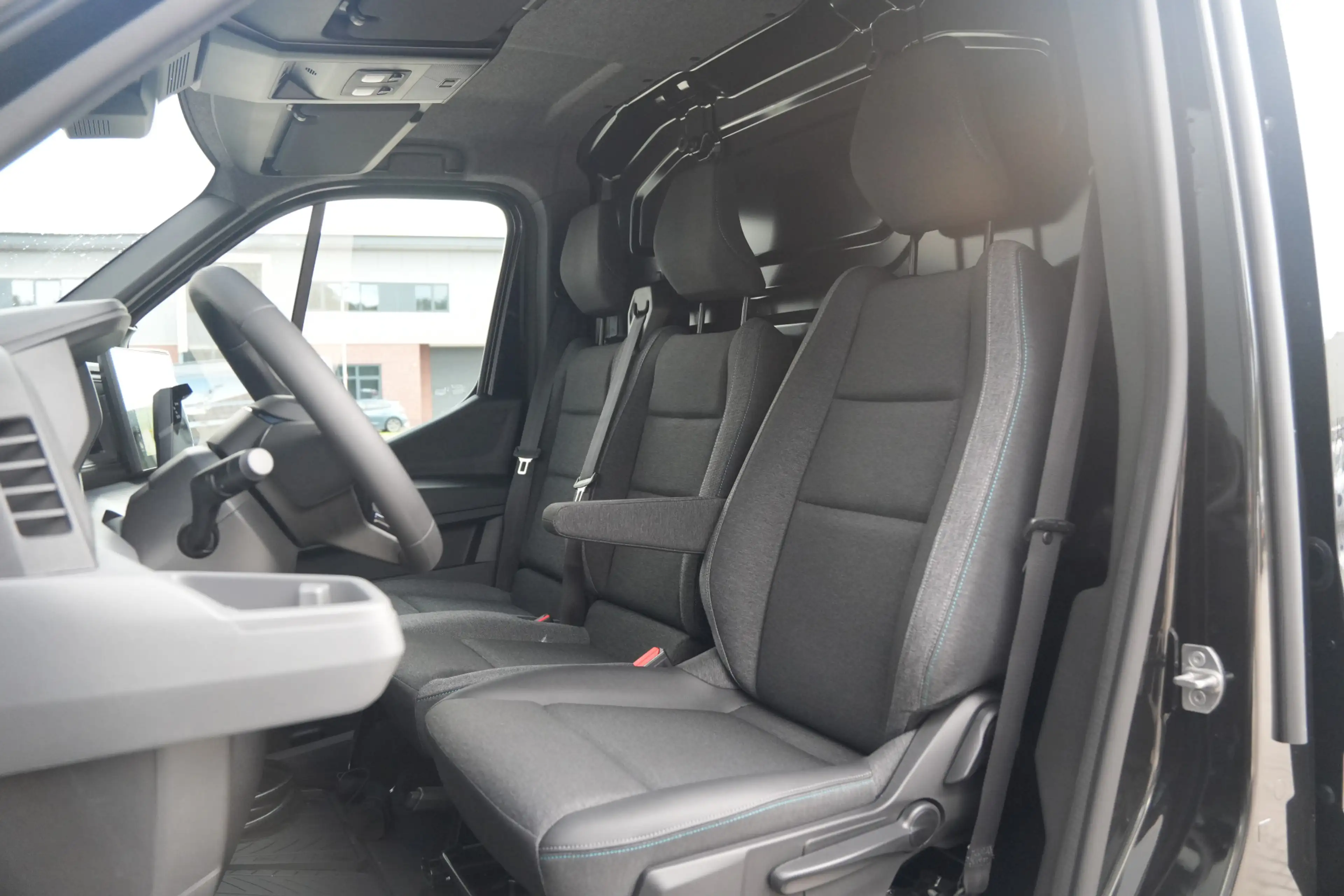 Renault Master E-Tech T35 L2H2 Advance Long Range 87 kWh 143pk - — photo 18