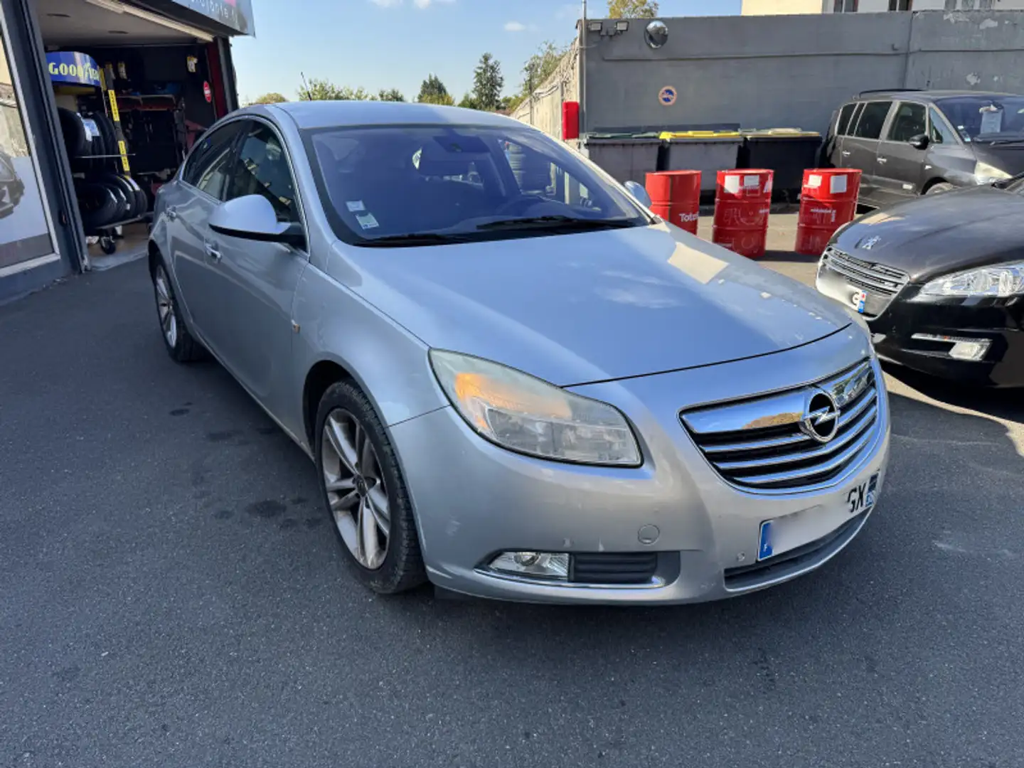 Opel Insignia 2.0 CDTI130 FAP COSMO BA 5P Grijs - 2