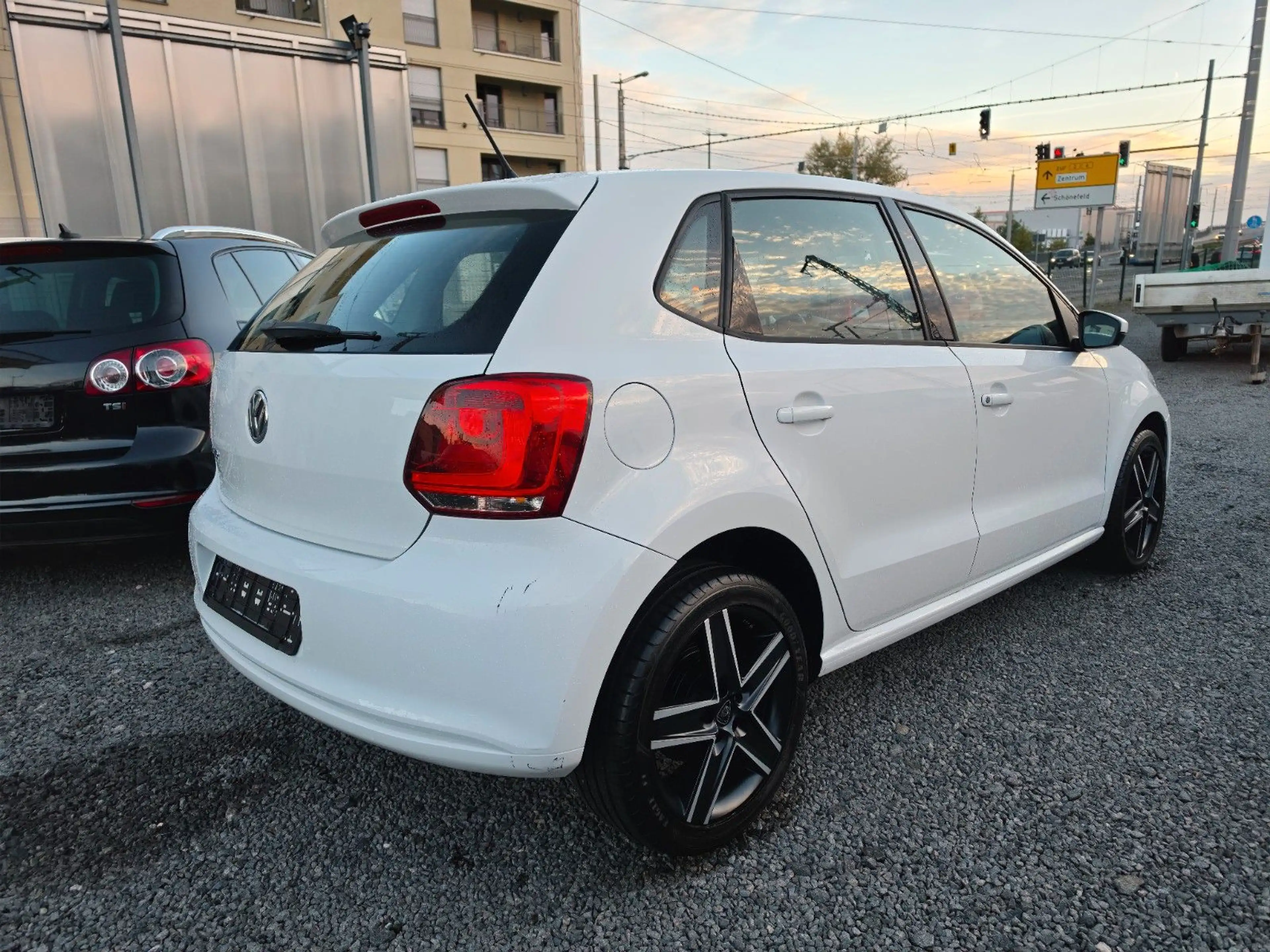 Volkswagen Polo V Trendline original nur 29.890km — photo 4