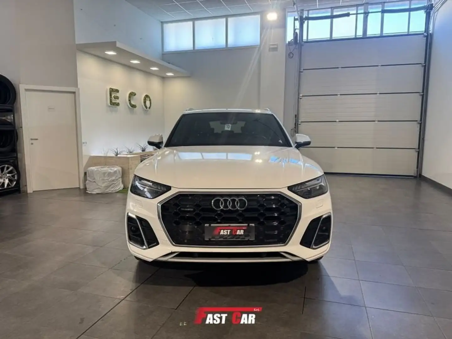 Audi Q5 40 TDI 204 CV quattro S tronic S line Plus Blanc - 2