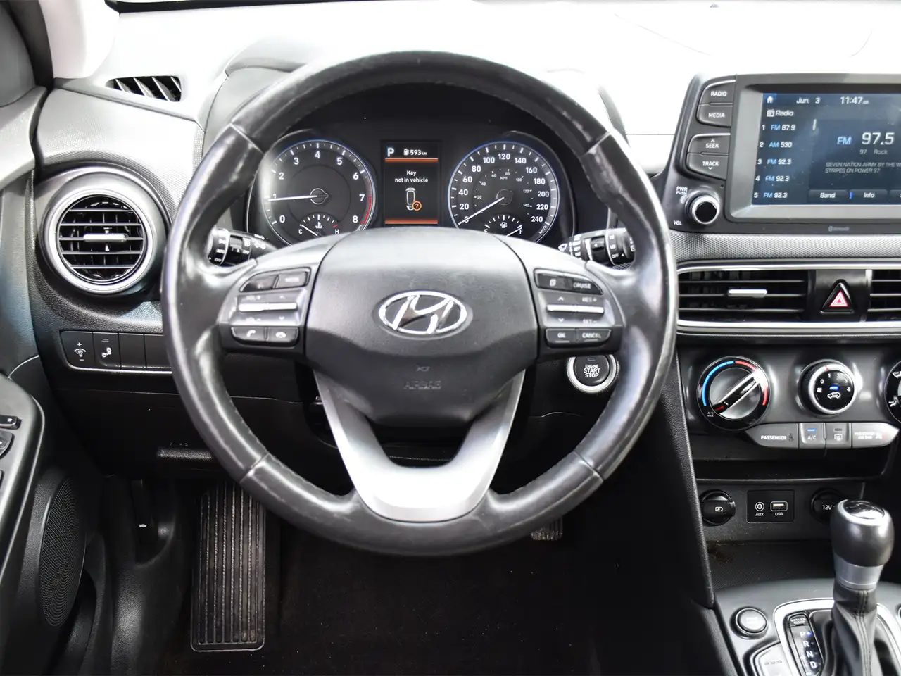 Hyundai KONA снимка Hyundai KONA