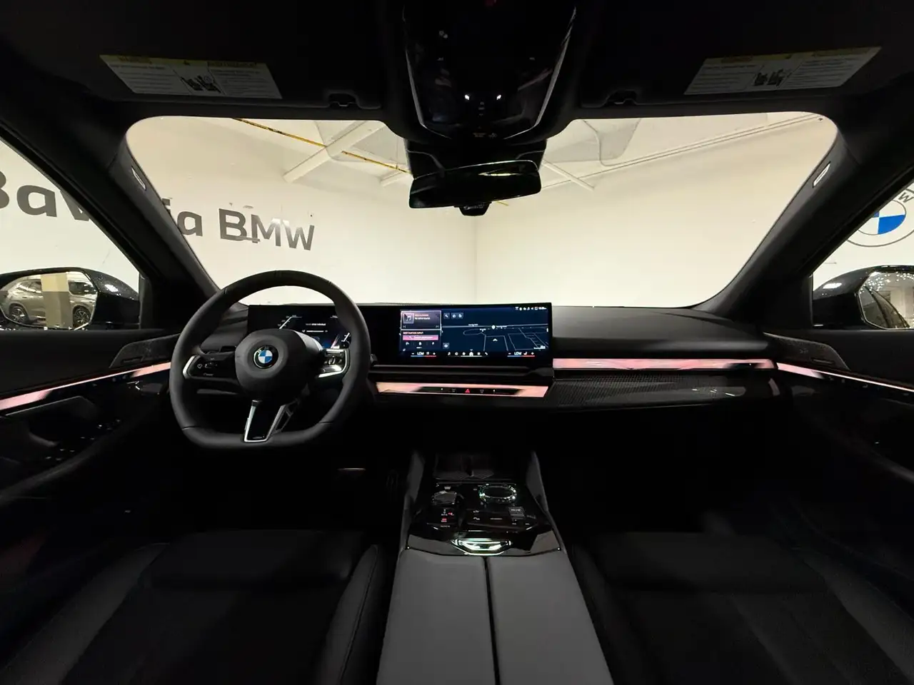 BMW 5 Series снимка BMW 5 Series