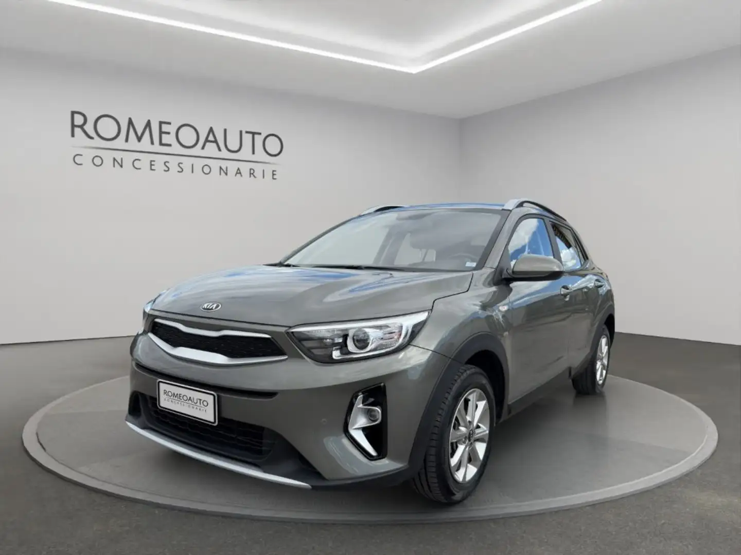 Kia Stonic 1.2 ECO GPL Urban 82cv Grigio - 1
