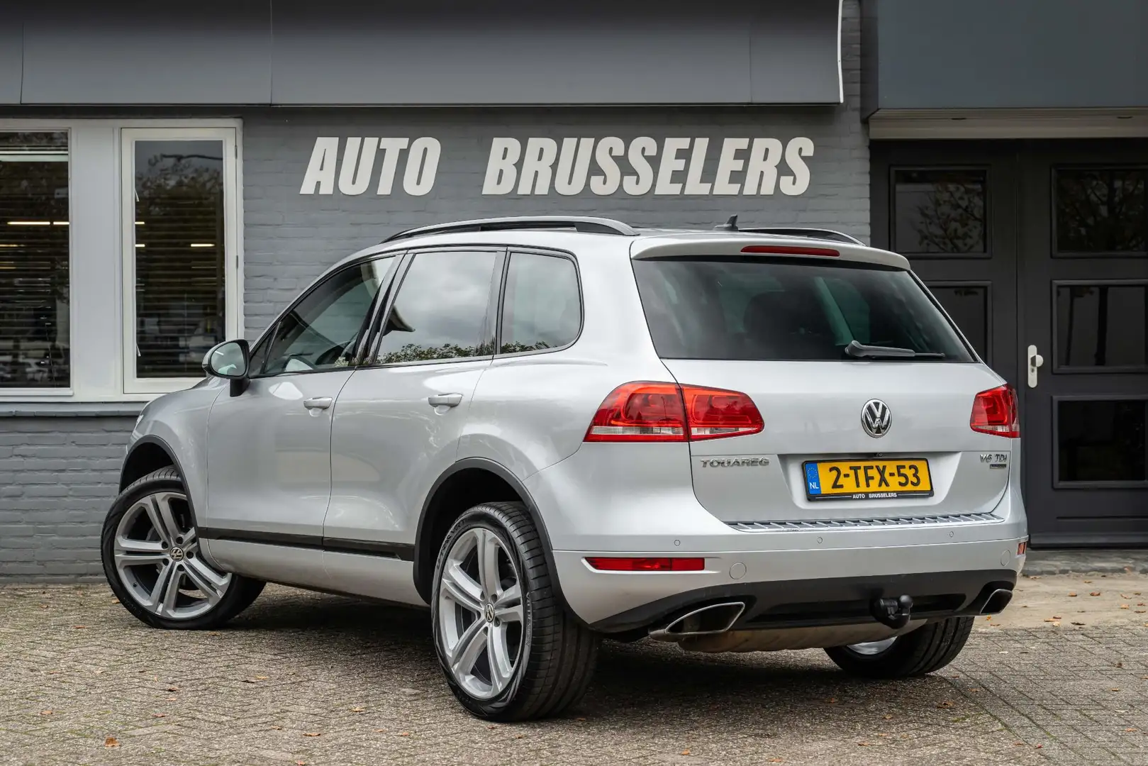 Volkswagen Touareg 3.0 TDI Highline Nette staat 21"R-Line velgen... Grau - 2