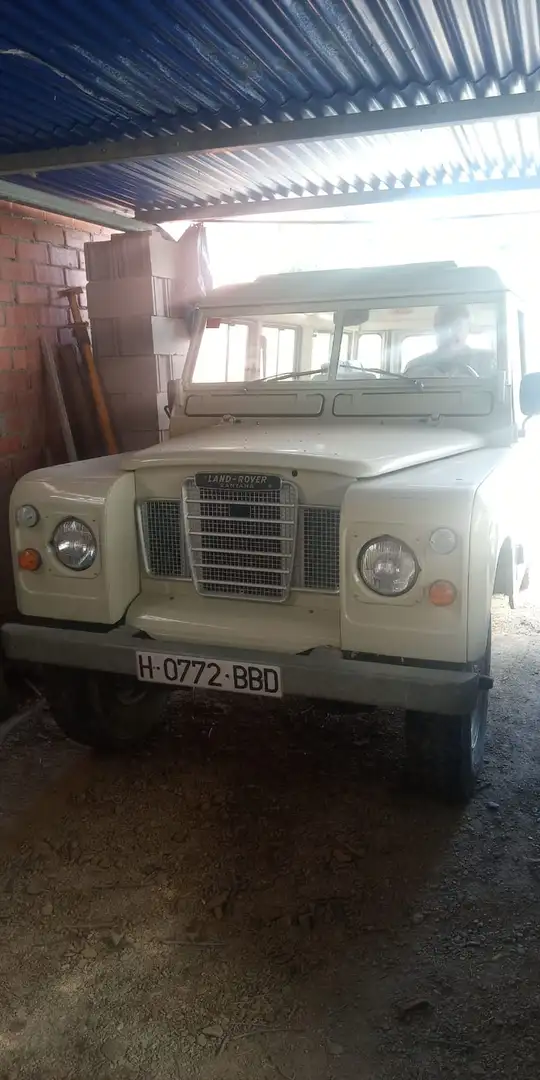 Land Rover Series series 3 109 Білий - 1