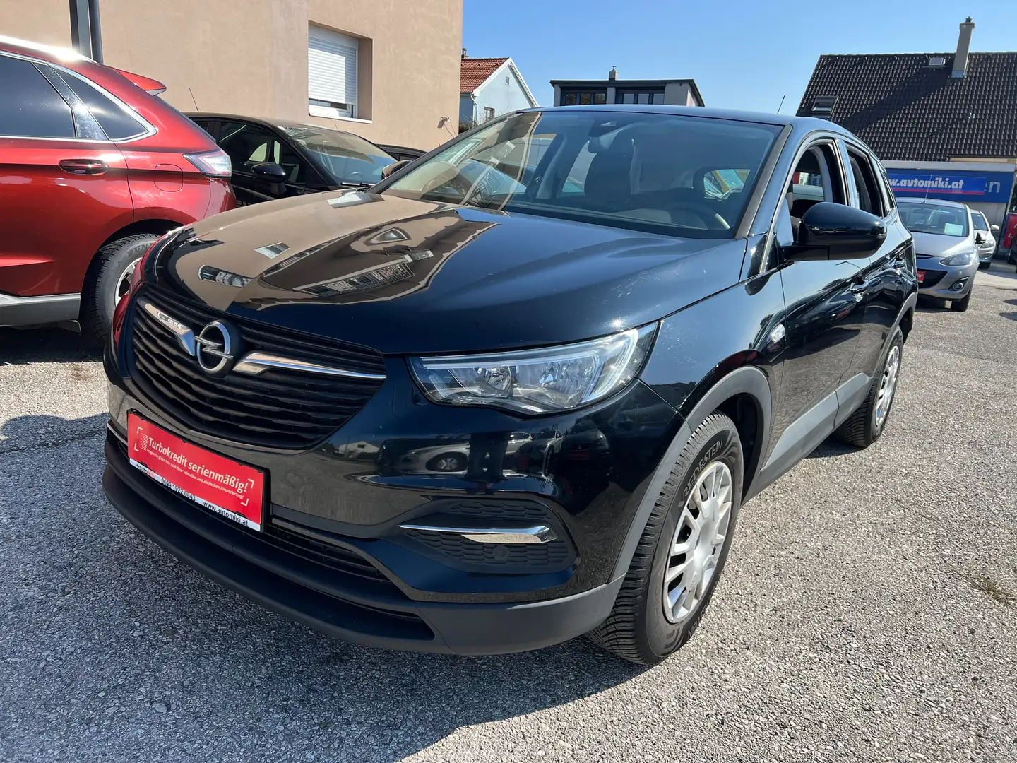 Opel Grandland X 1,2 Turbo Design Line Schwarz - 1
