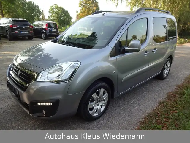 Peugeot Partner Allure PureTech 110 - 3.Hd./54 TKM