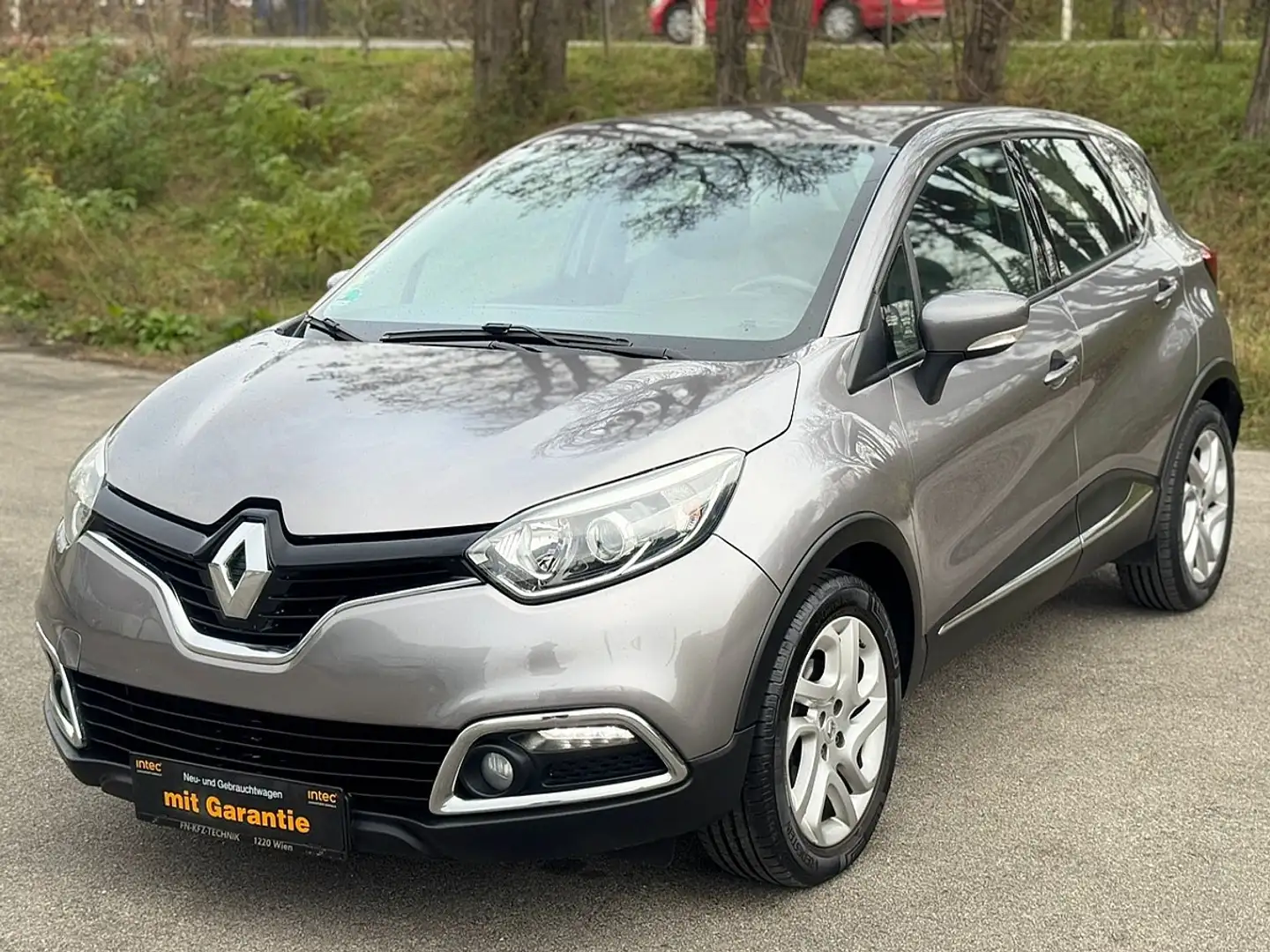Renault Captur Dynamique TCe 120|Automatik|1.Besitz|sehr gute ... Grau - 1