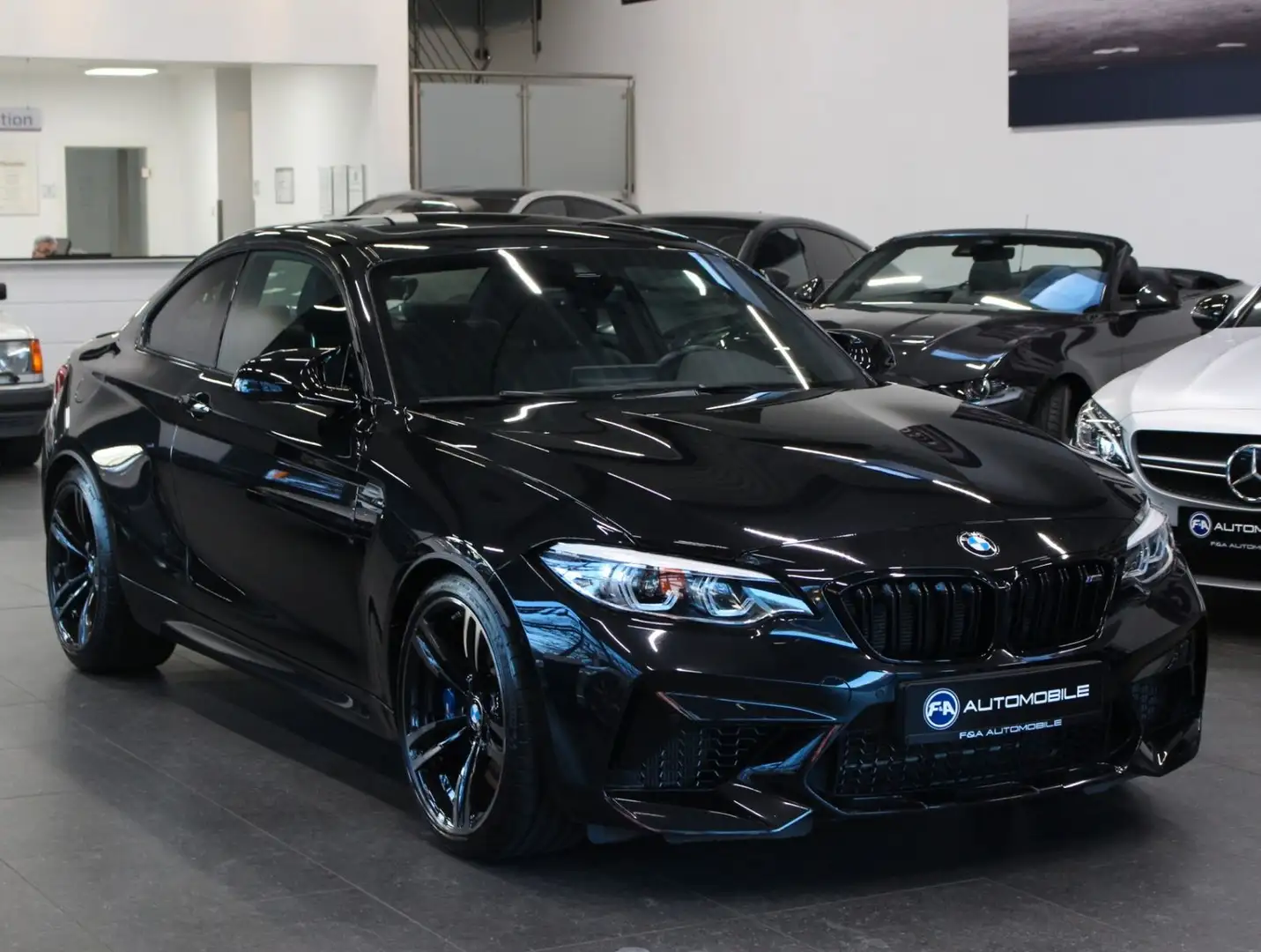 BMW M2 Competition*M Driver´s Package Schwarz - 2