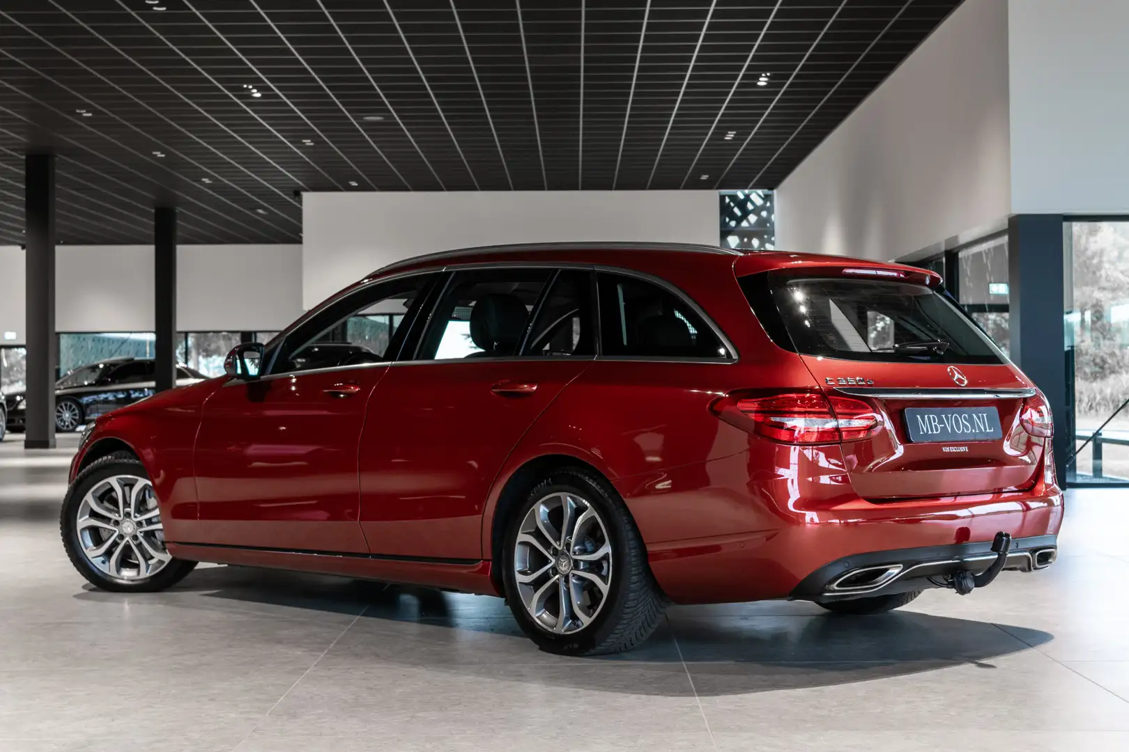 Mercedes-Benz C 350 Estate e Lease Edition Distronic|Burmester|Leer|Tr Rood - 2
