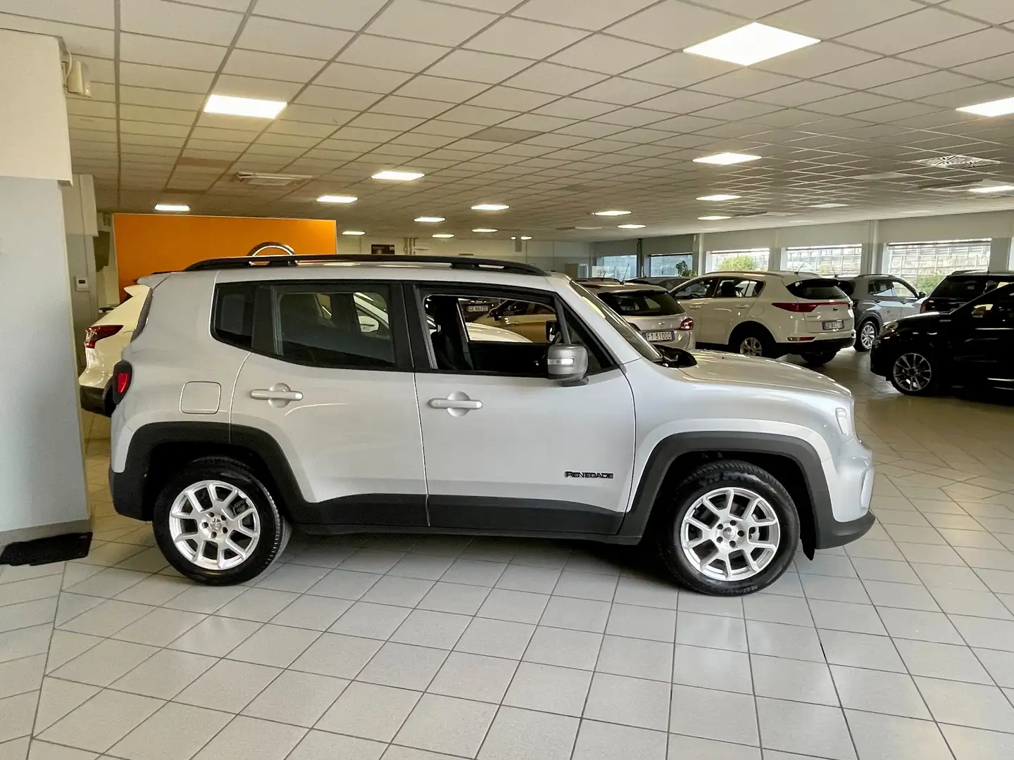 Jeep Renegade 1.0 t3 Limited 2wd Argento - 1