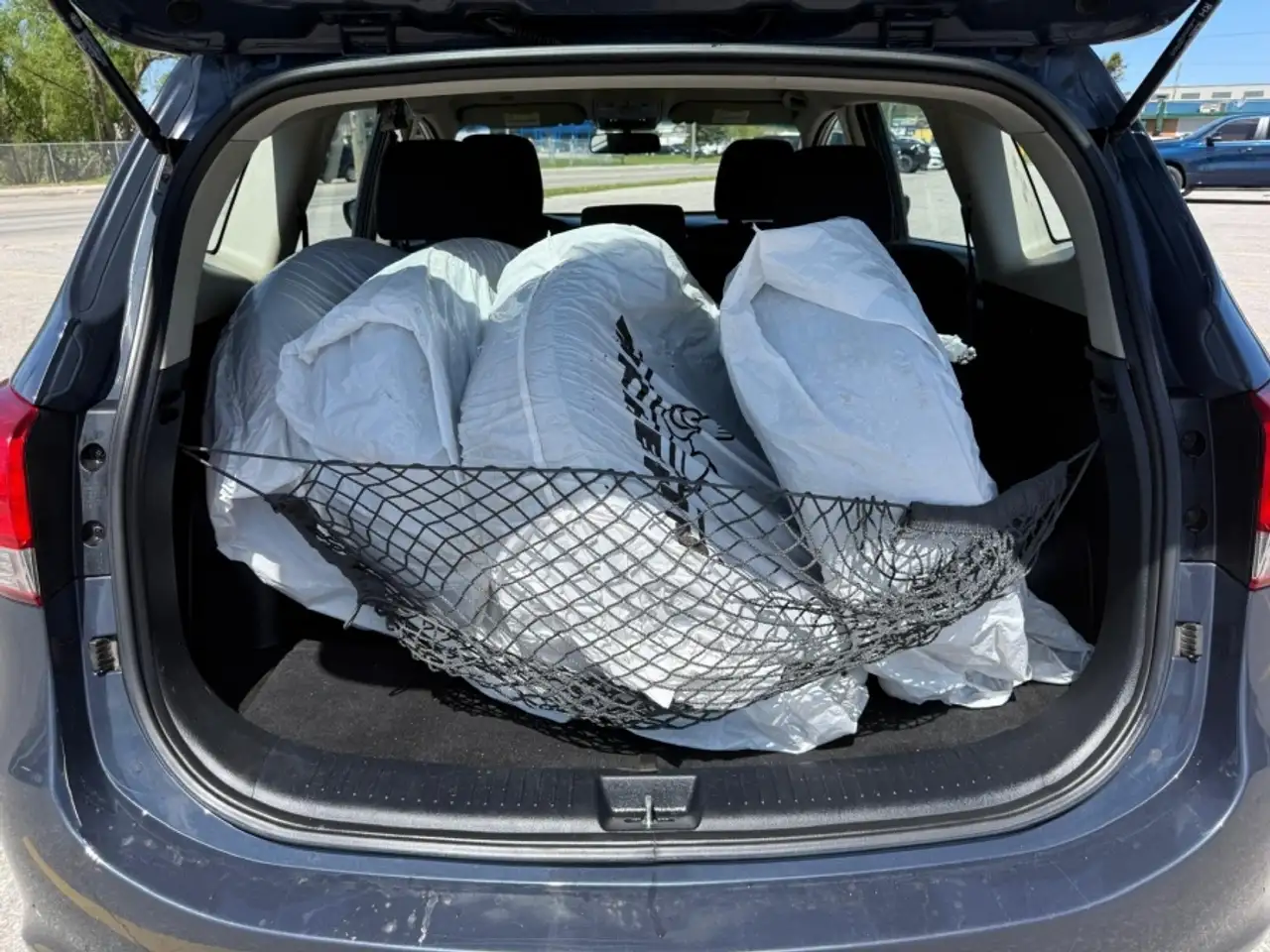 Kia Rondo снимка Kia Rondo