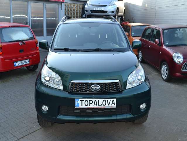 Imagine Daihatsu Terios 4WD Top Pirsch AHK Klima I Hand Ganzj.Reifen