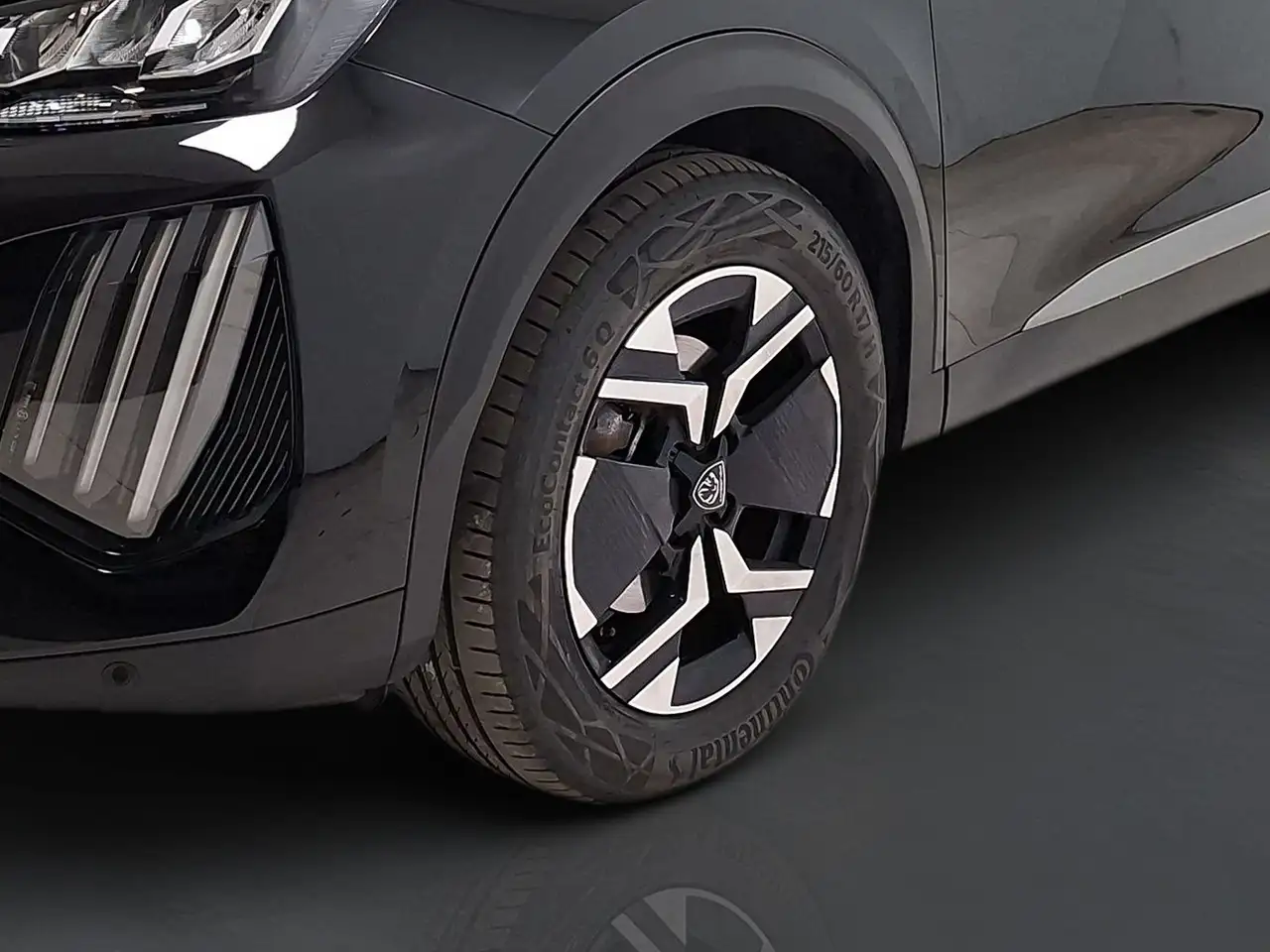 Peugeot 2008 II 2023 1.2 hybrid Allure 136cv e-dcs6 15