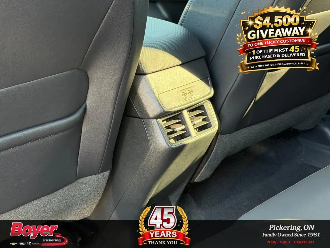Chevrolet Equinox photo Chevrolet Equinox