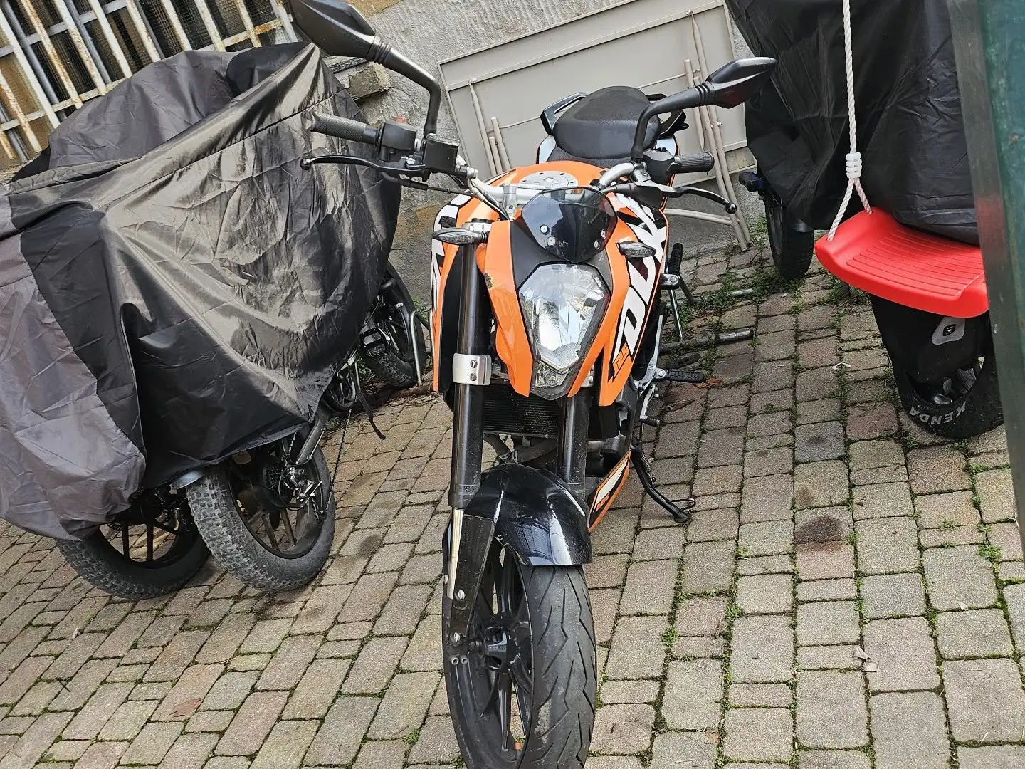 KTM 125 Duke Abs Naked Oranje - 1