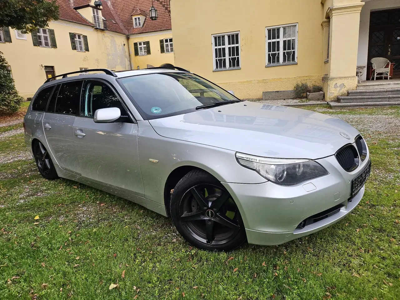 BMW 530