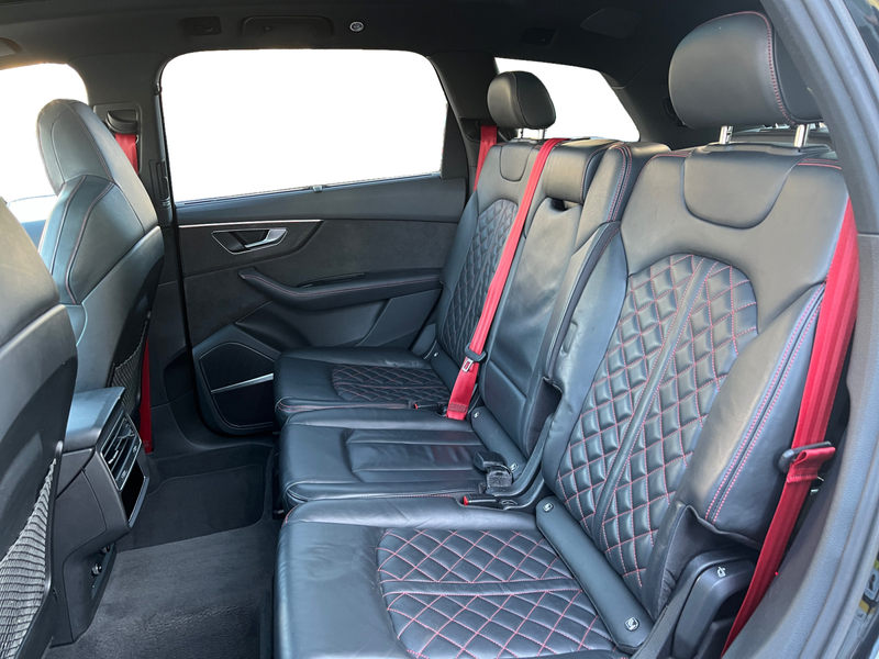 Audi SQ7 competition plus TFSI quattro S-trc Standh H — photo 11