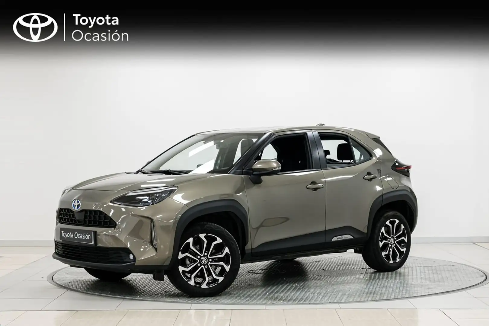 Toyota Yaris Cross Active Tech Jaune - 1