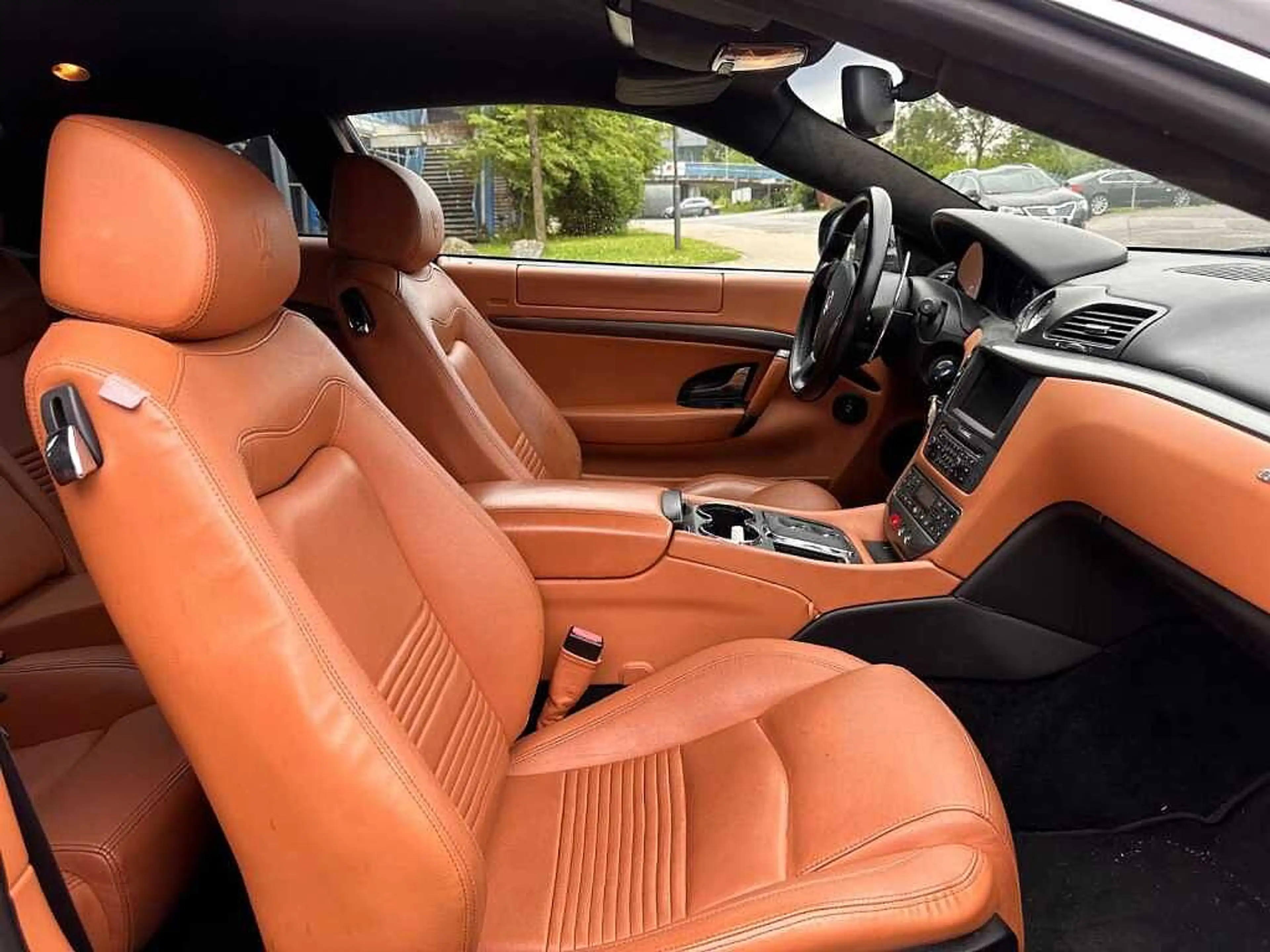 Maserati GranTurismo S Automatik — photo 9
